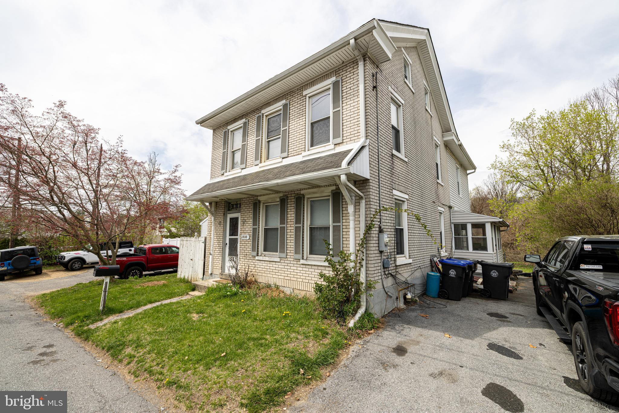 SOUTH ALLENTOWN - Residential