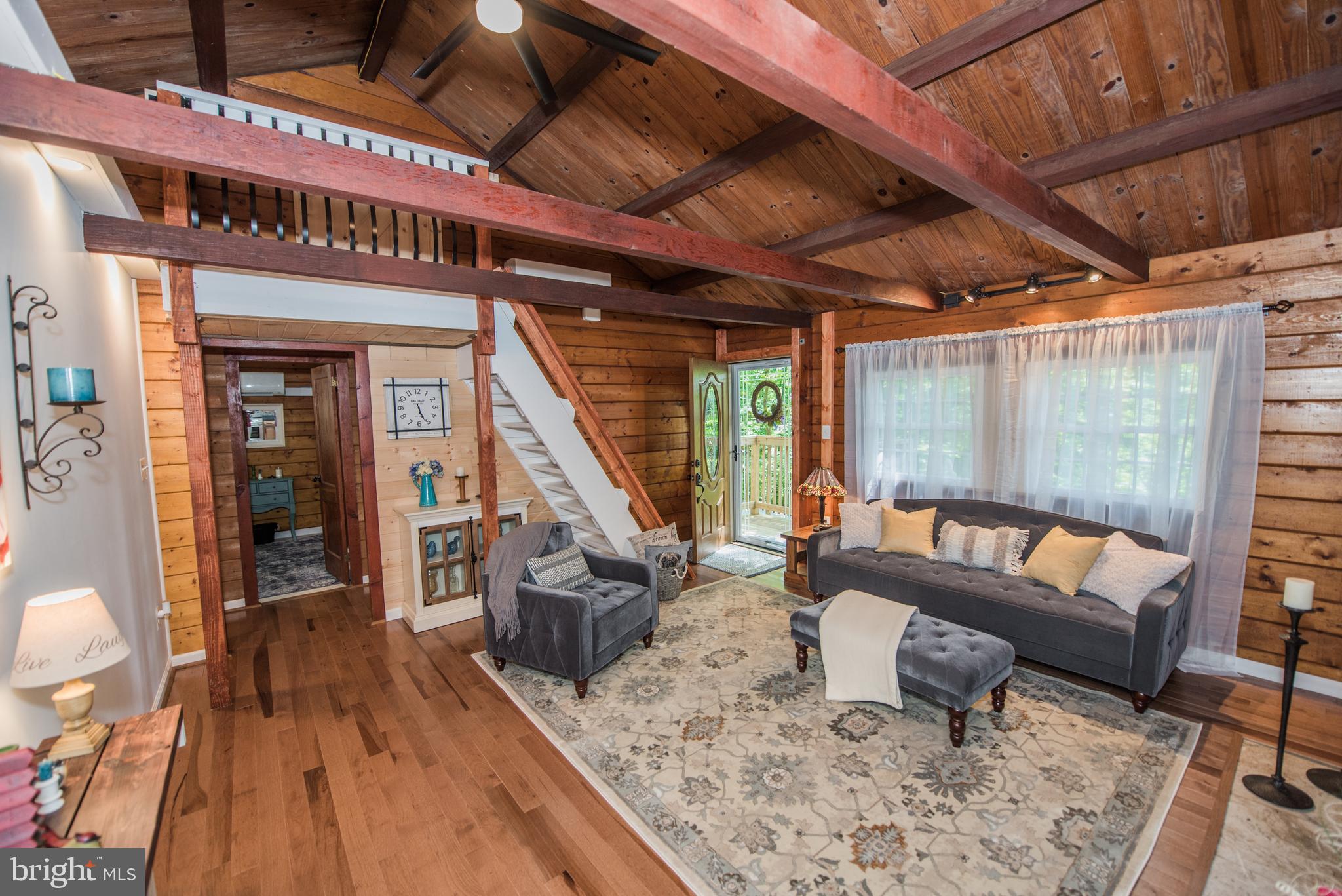 SHANNONDALE - Residential