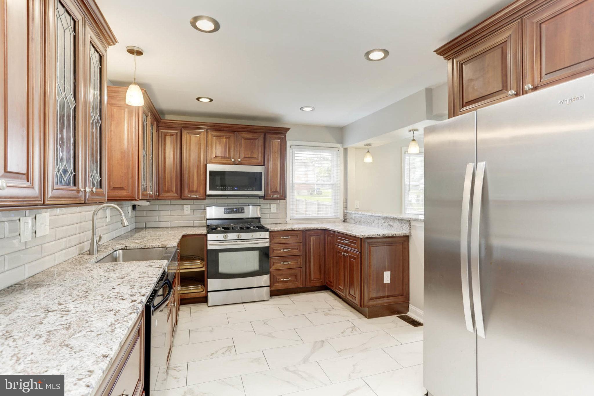 LAURAVILLE HISTORIC DISTRICT - Residential