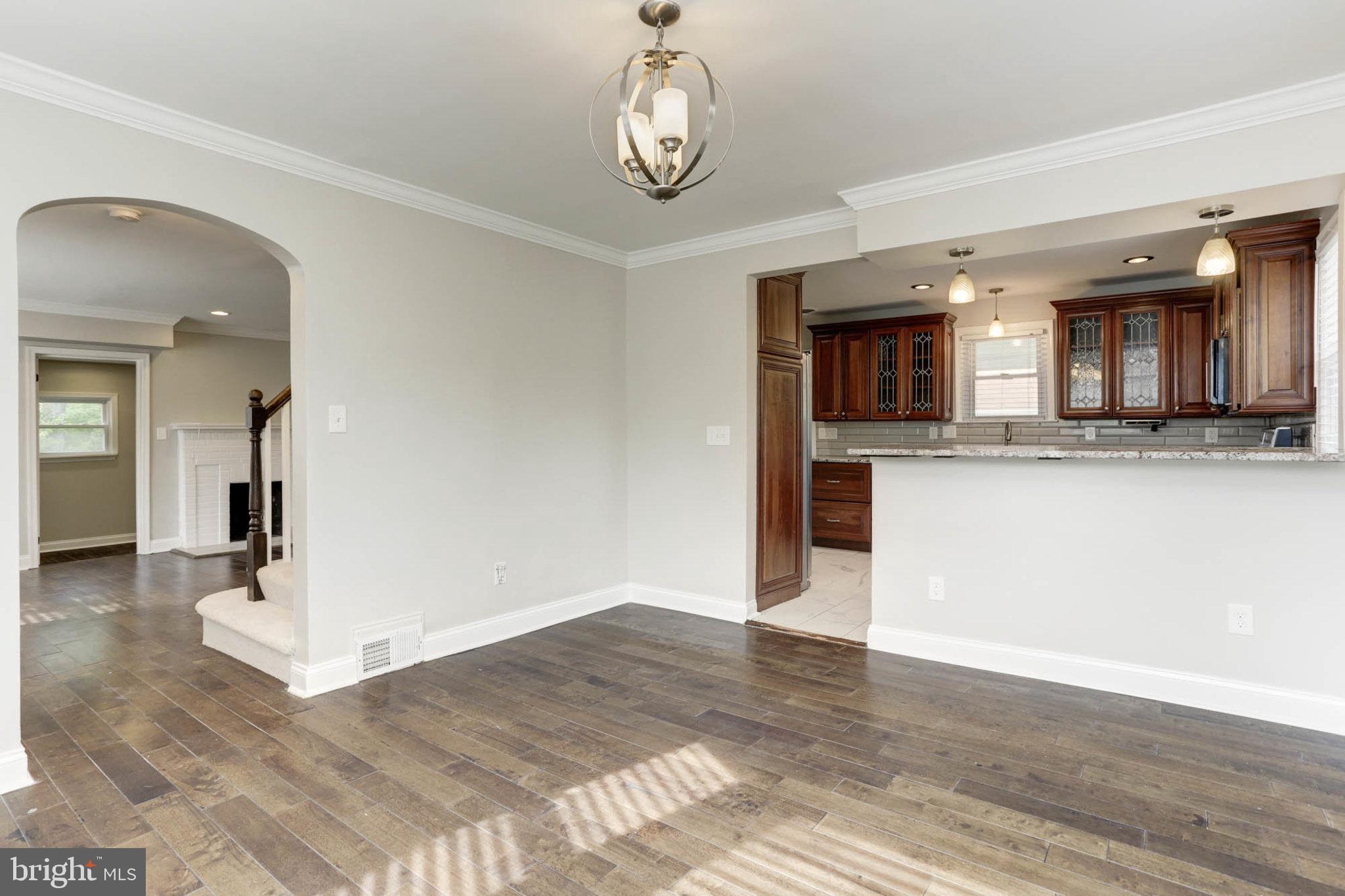 LAURAVILLE HISTORIC DISTRICT - Residential