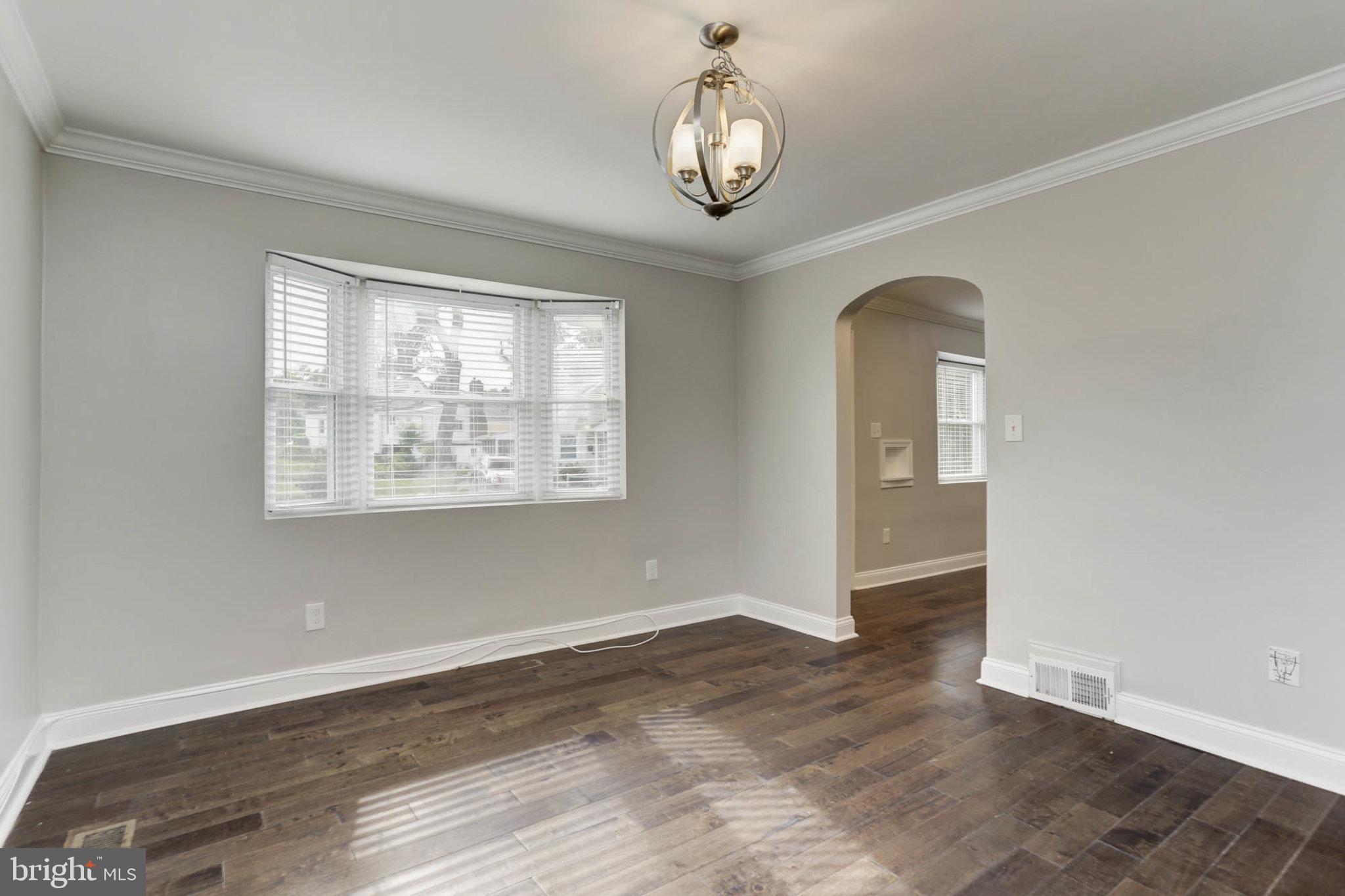 LAURAVILLE HISTORIC DISTRICT - Residential