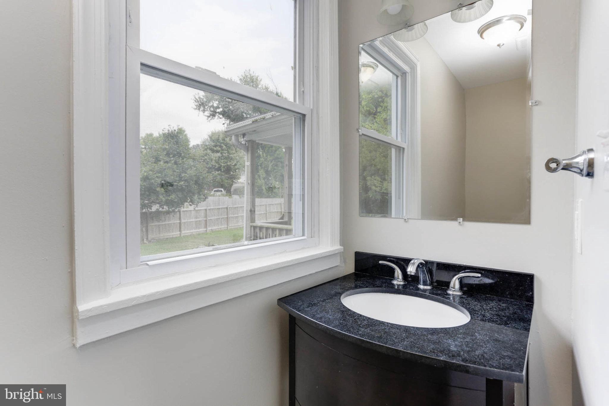 LAURAVILLE HISTORIC DISTRICT - Residential