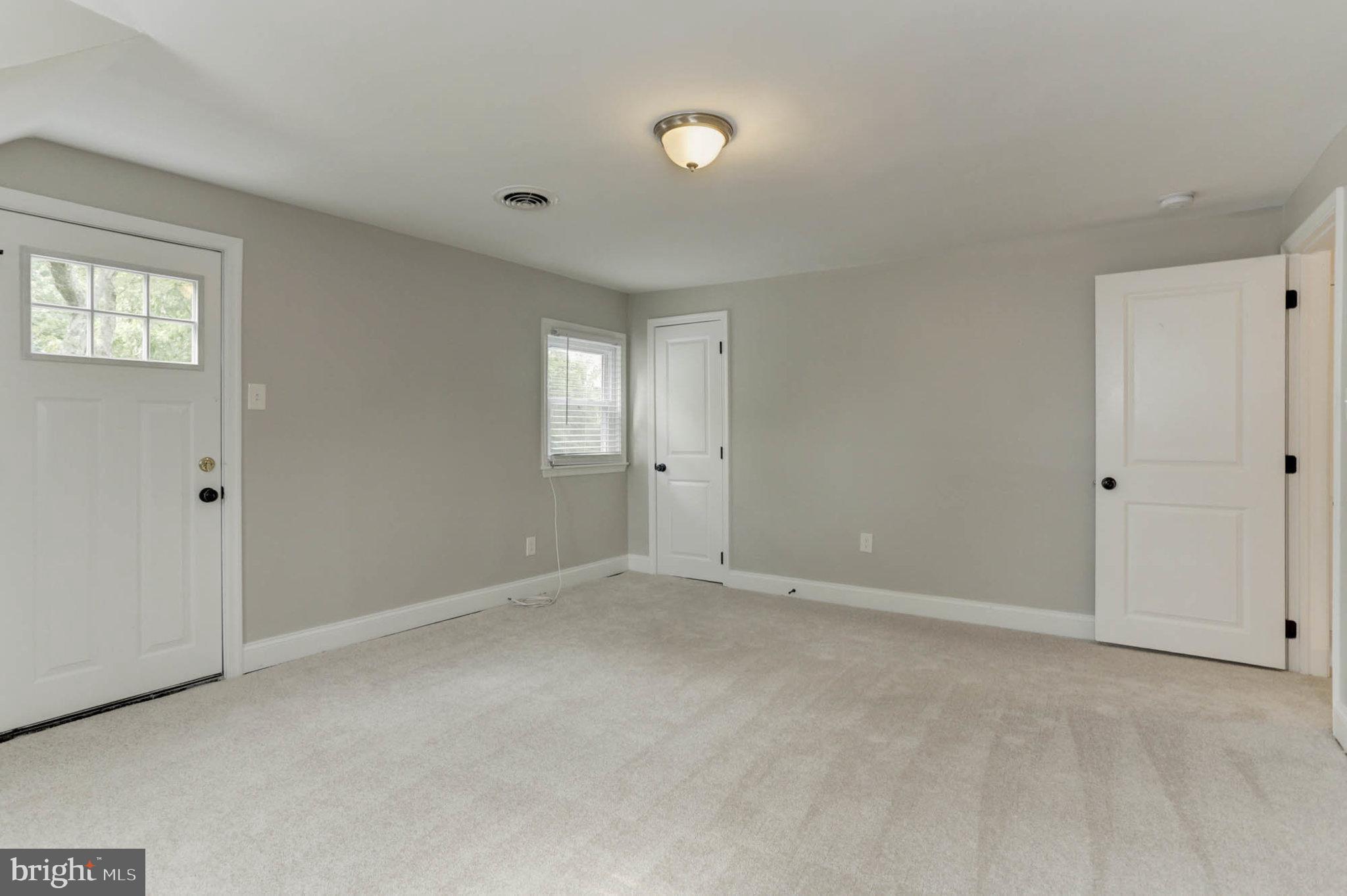 LAURAVILLE HISTORIC DISTRICT - Residential