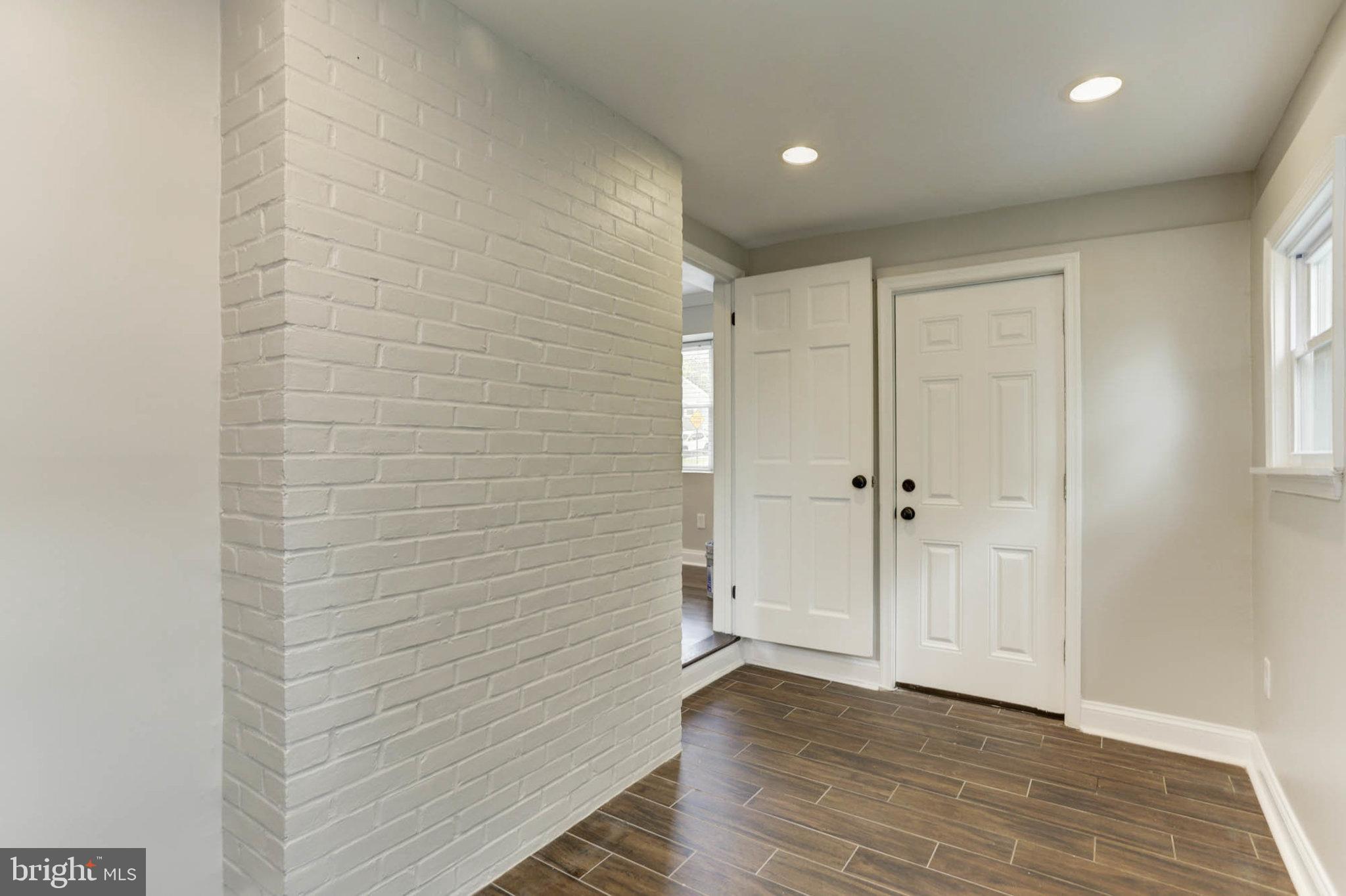 LAURAVILLE HISTORIC DISTRICT - Residential