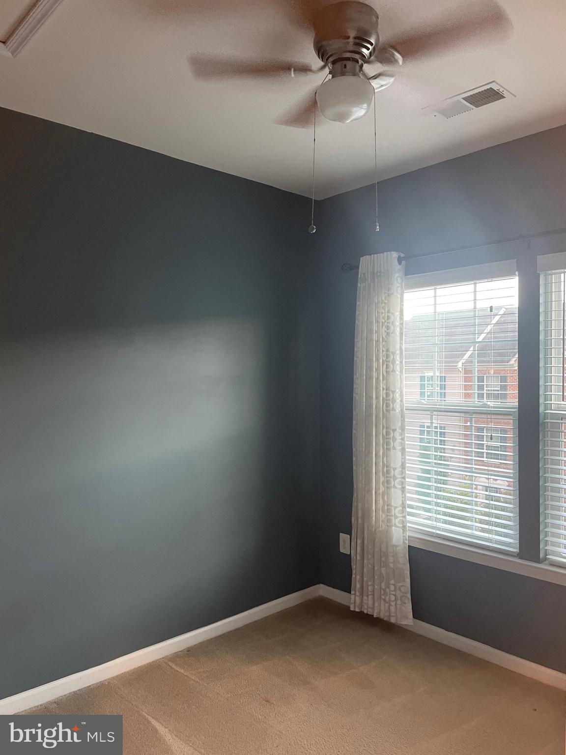 HOWARD SQUARE - Residential Lease