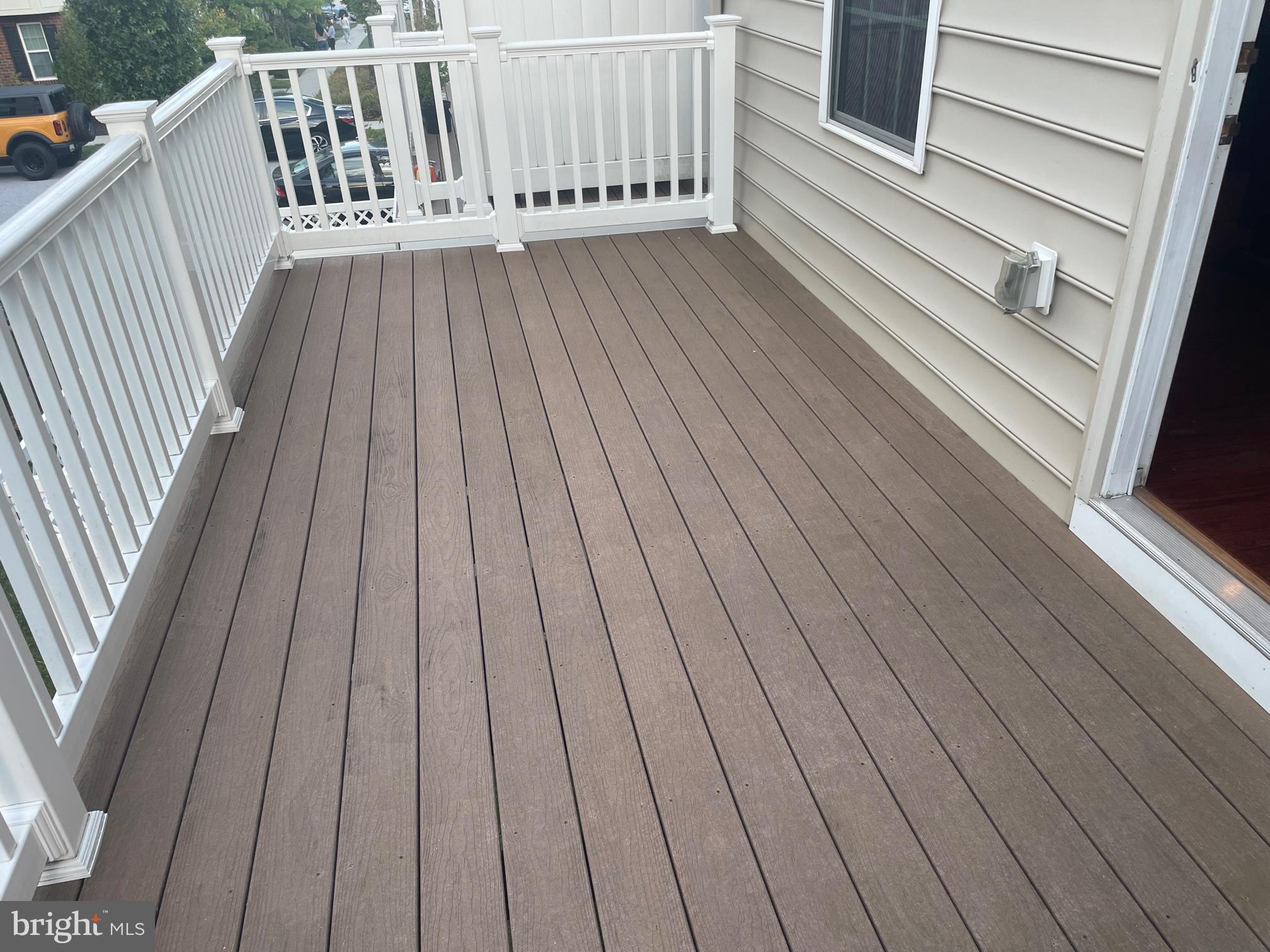 HOWARD SQUARE - Residential Lease