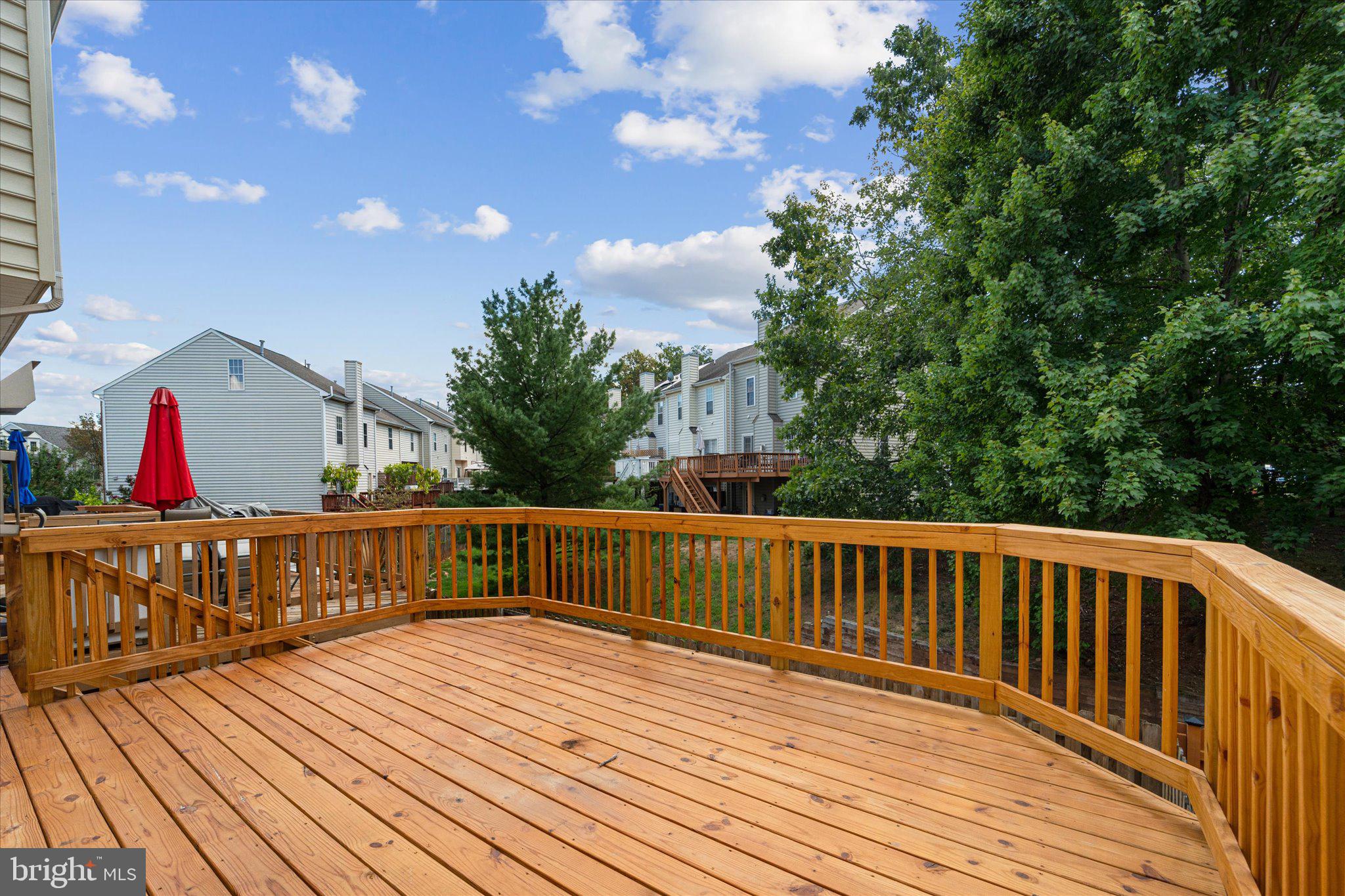 ASHBURN VILLAGE - Residential