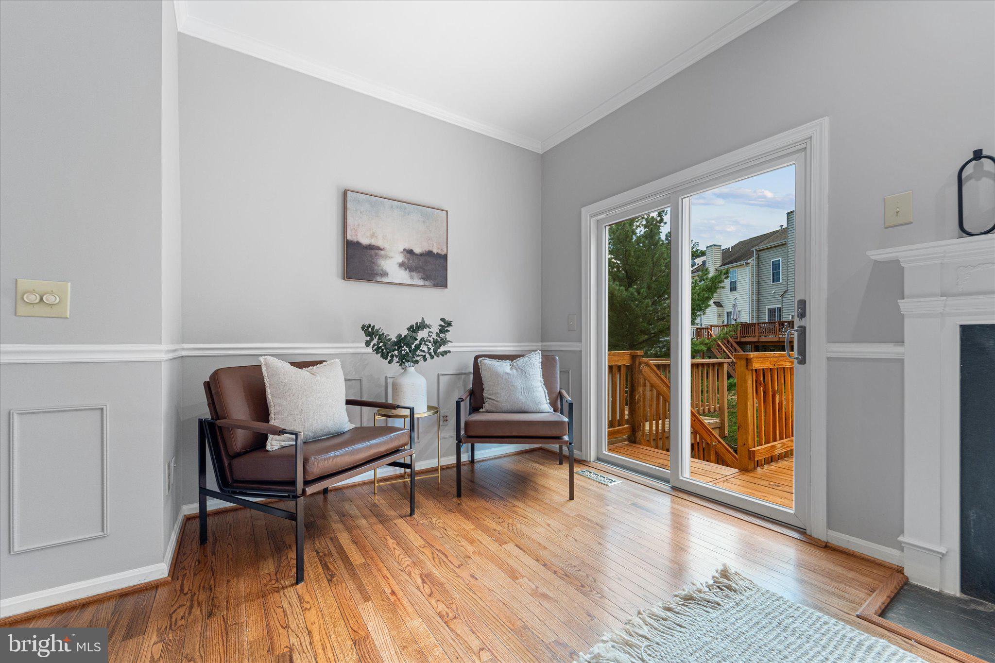 ASHBURN VILLAGE - Residential