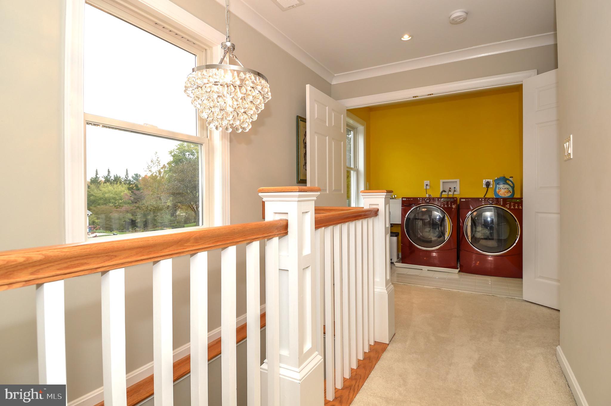 LAKEVALE COURT - Residential