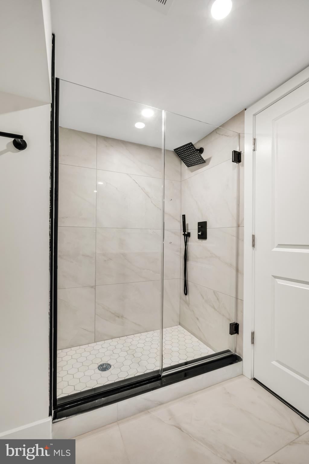 GRADUATE HOSPITAL - Residential