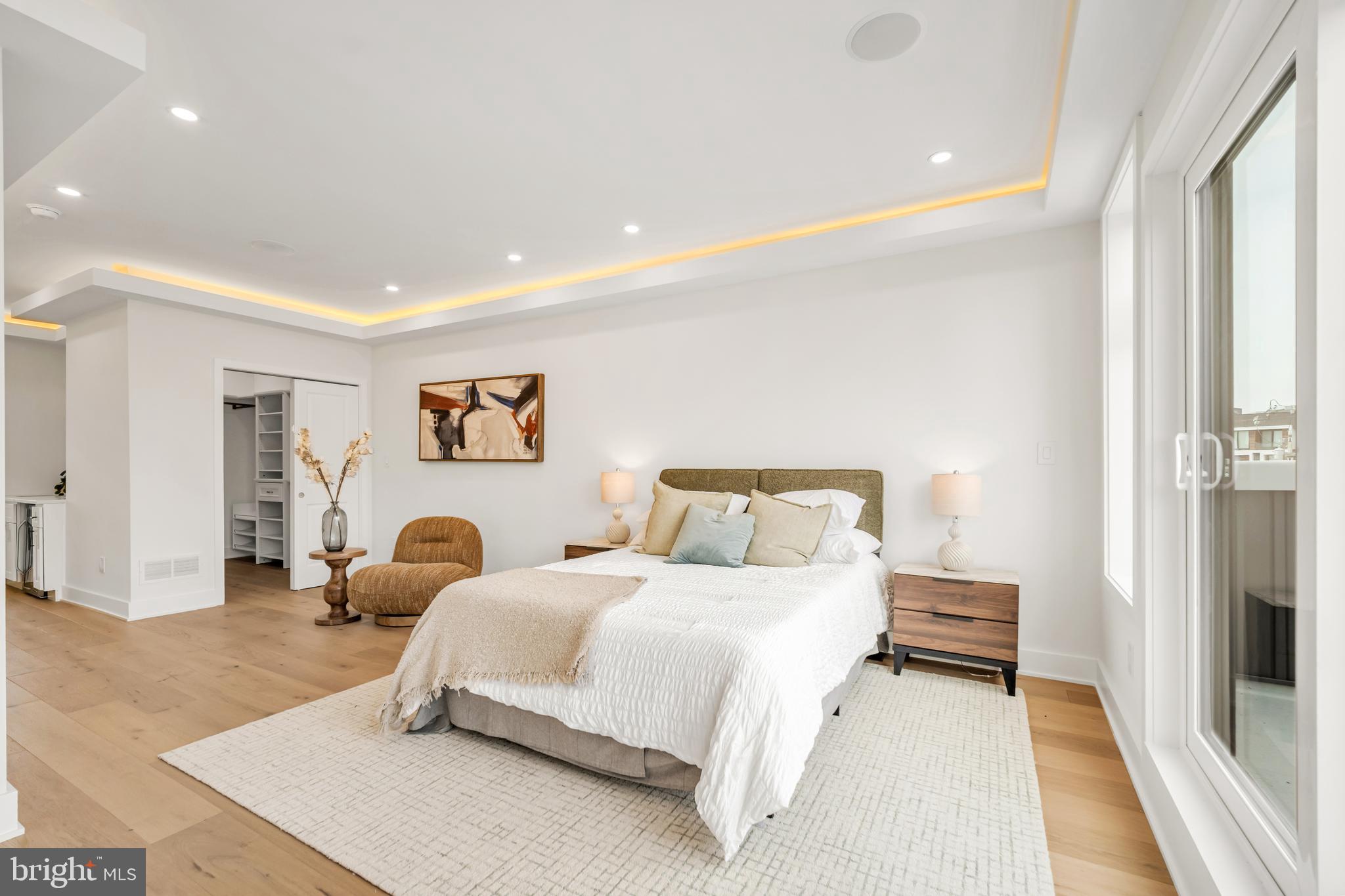 GRADUATE HOSPITAL - Residential