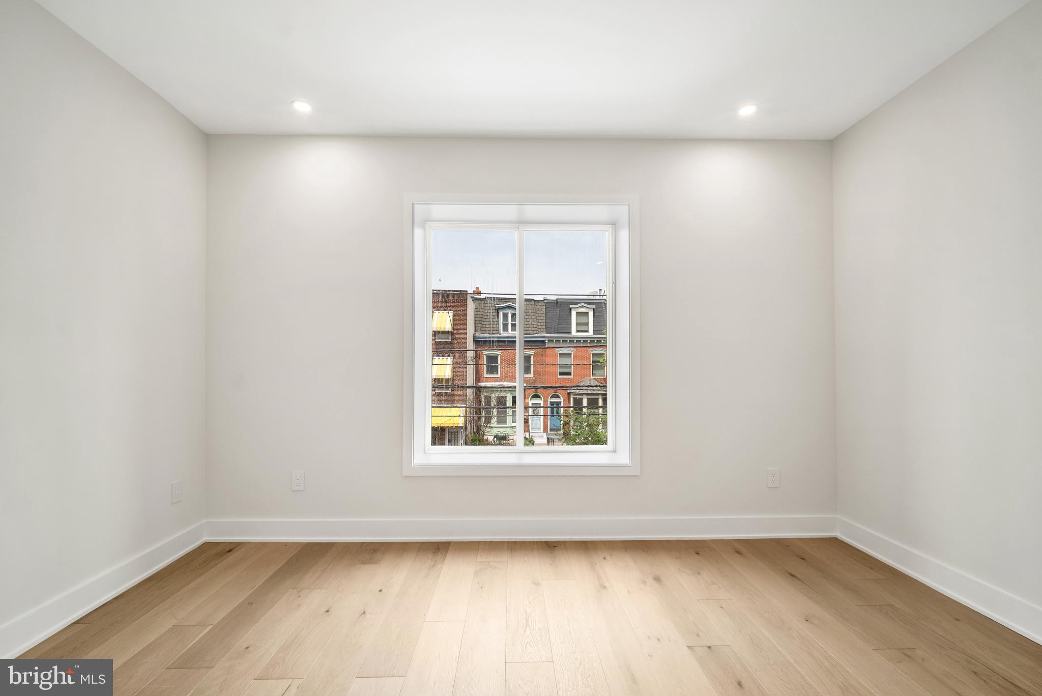 GRADUATE HOSPITAL - Residential