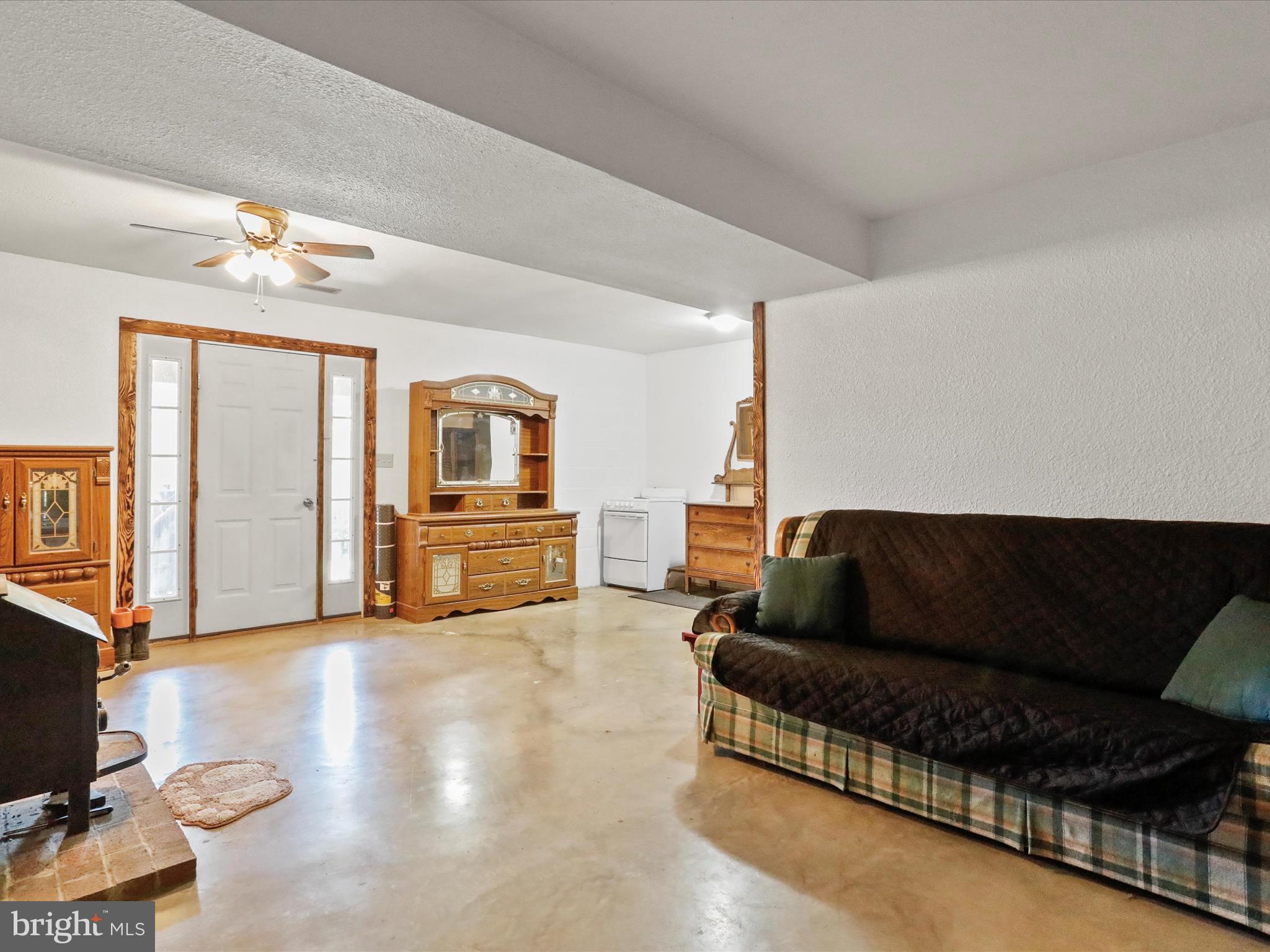 CEDAR RUN - Residential