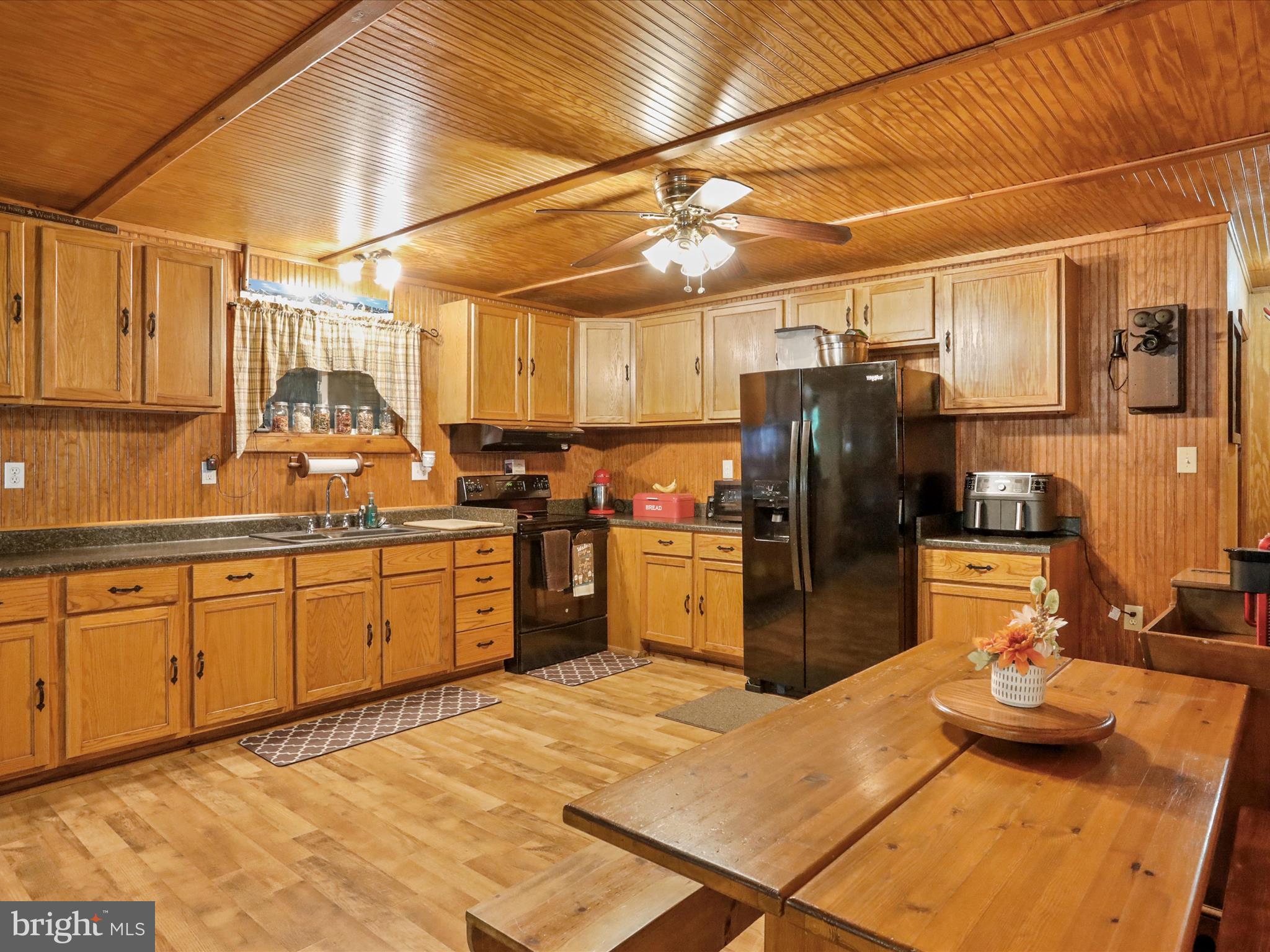 CEDAR RUN - Residential