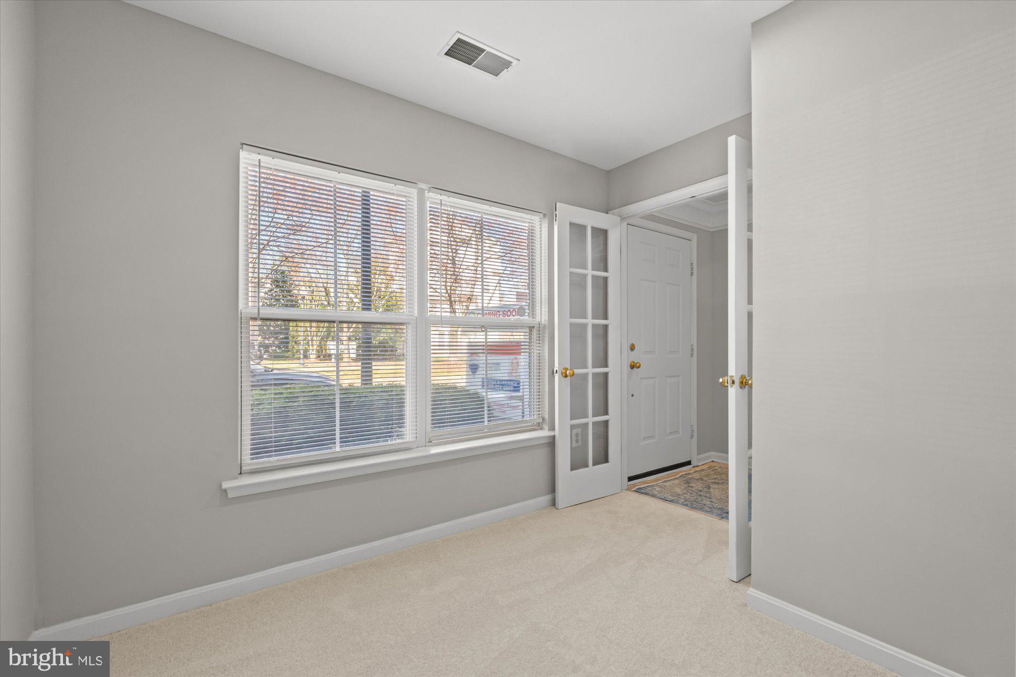 CAMERON STATION - Residential