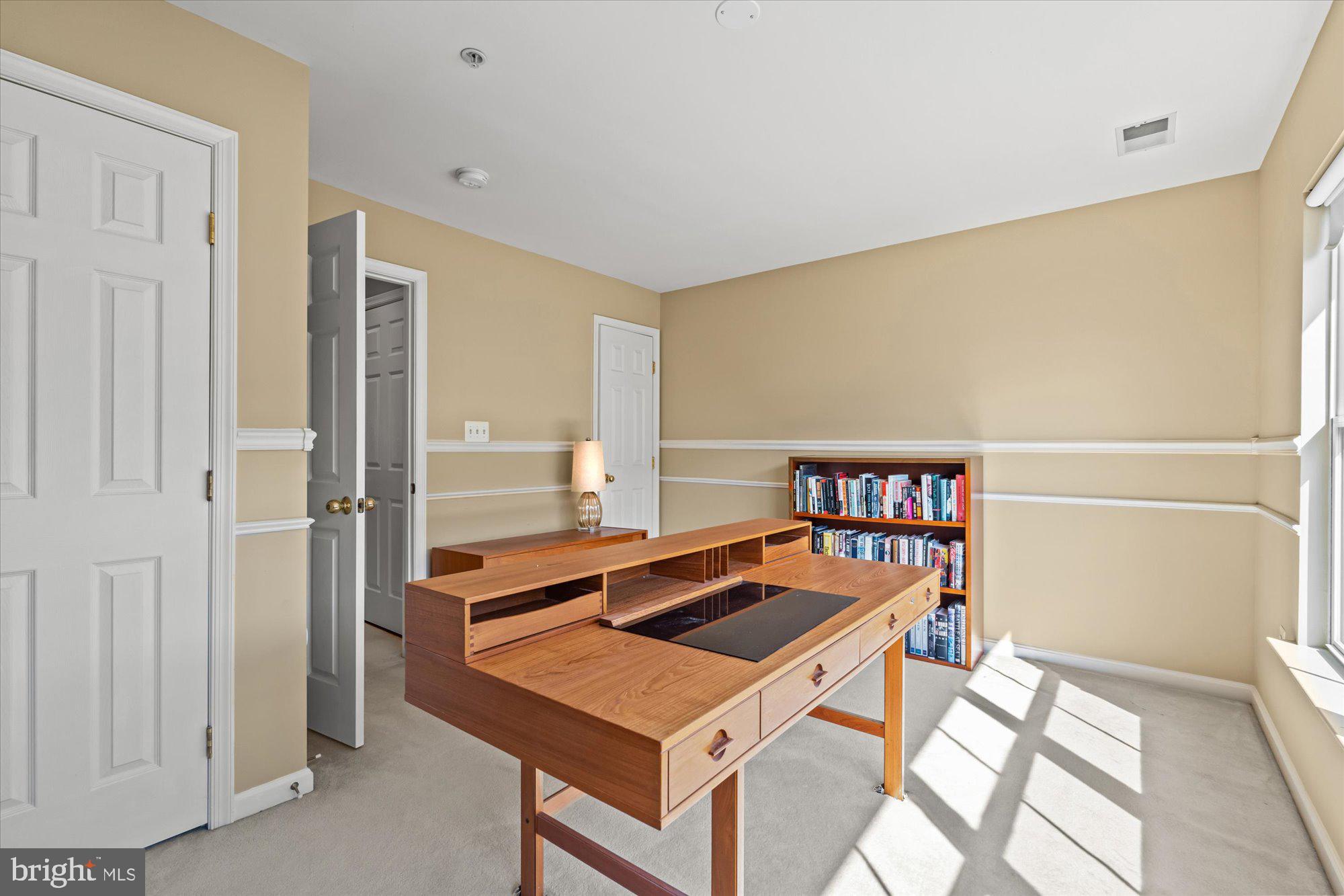 CAMERON STATION - Residential