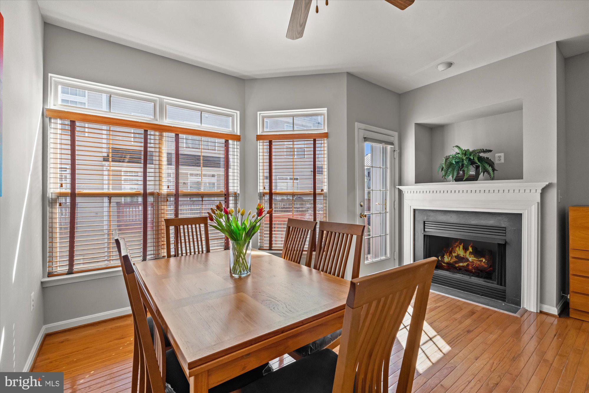 CAMERON STATION - Residential