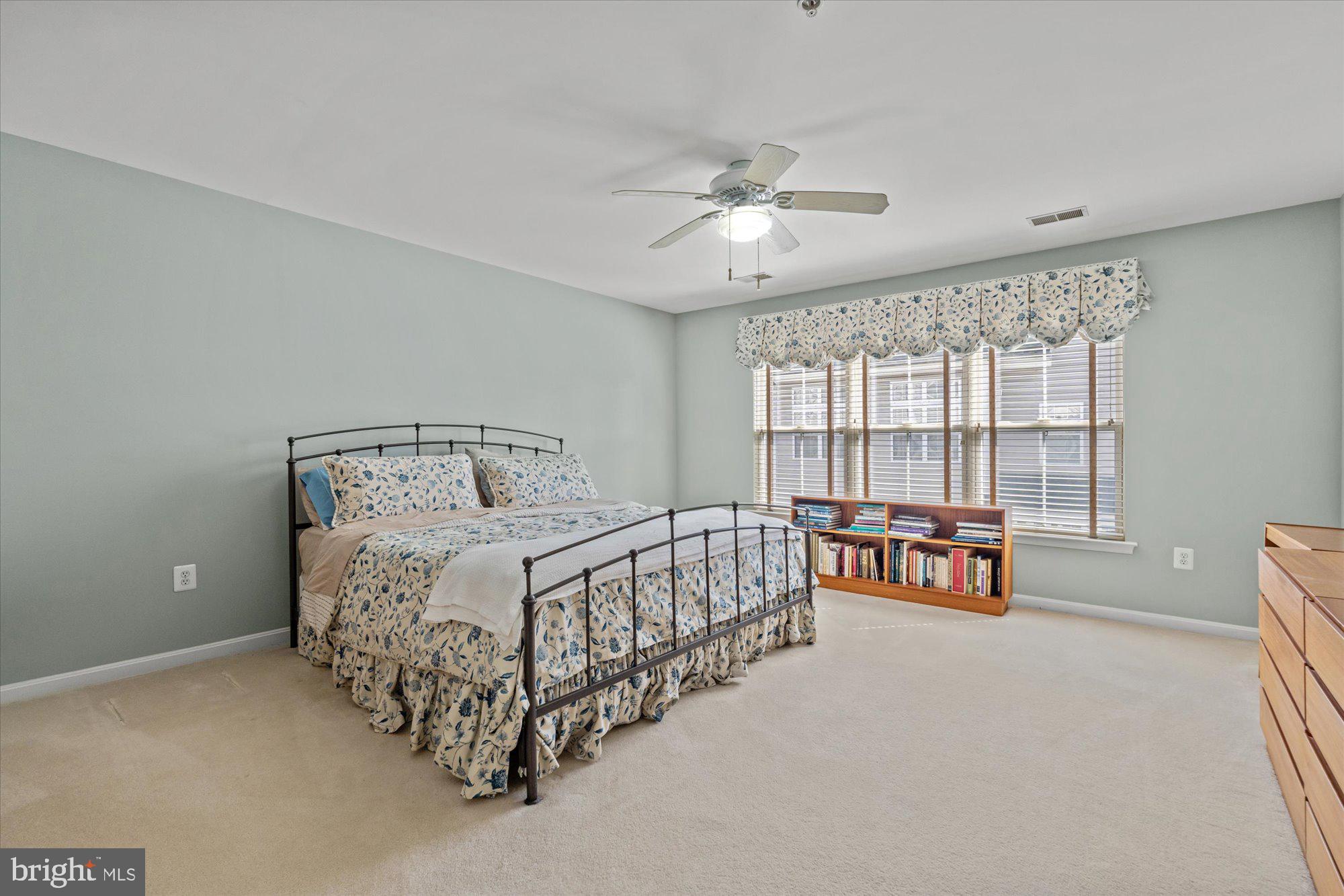 CAMERON STATION - Residential