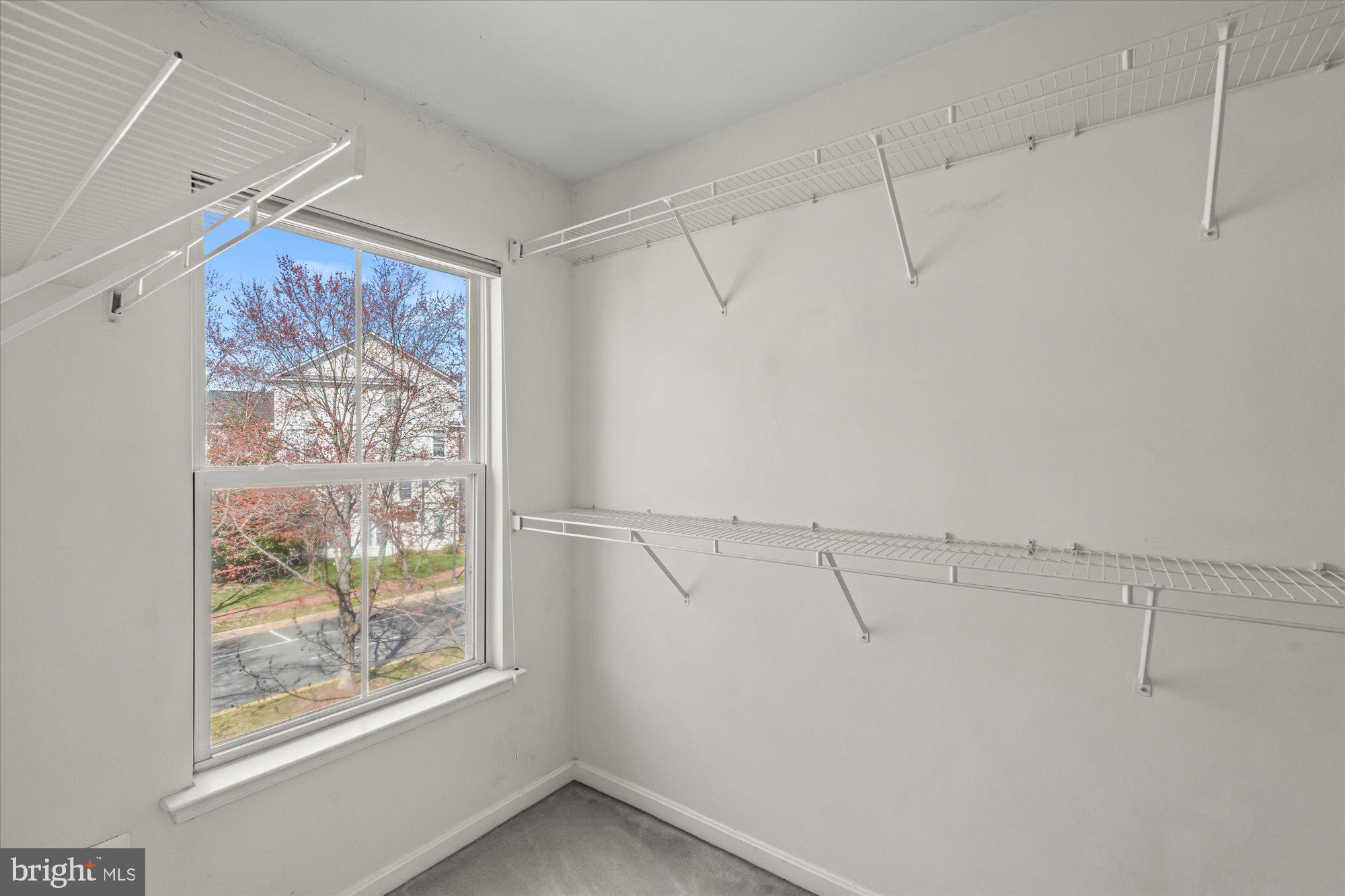 CAMERON STATION - Residential