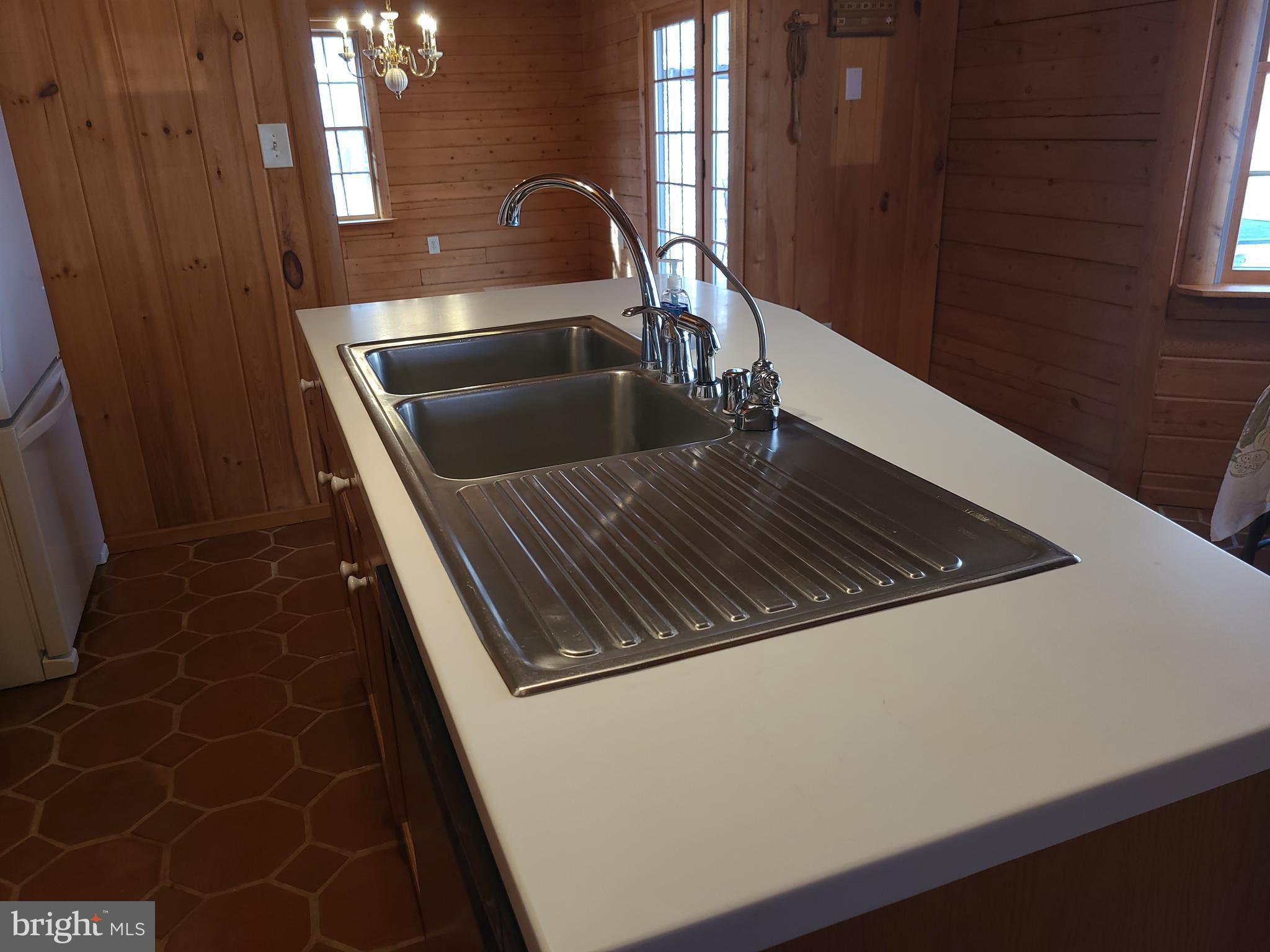 HIDDEN VALLEY - Residential