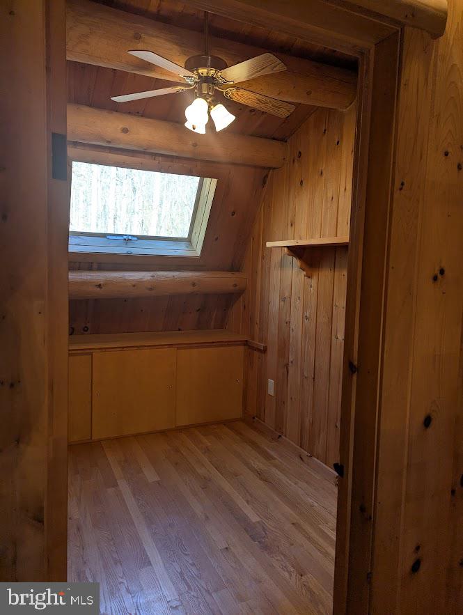 HIDDEN VALLEY - Residential