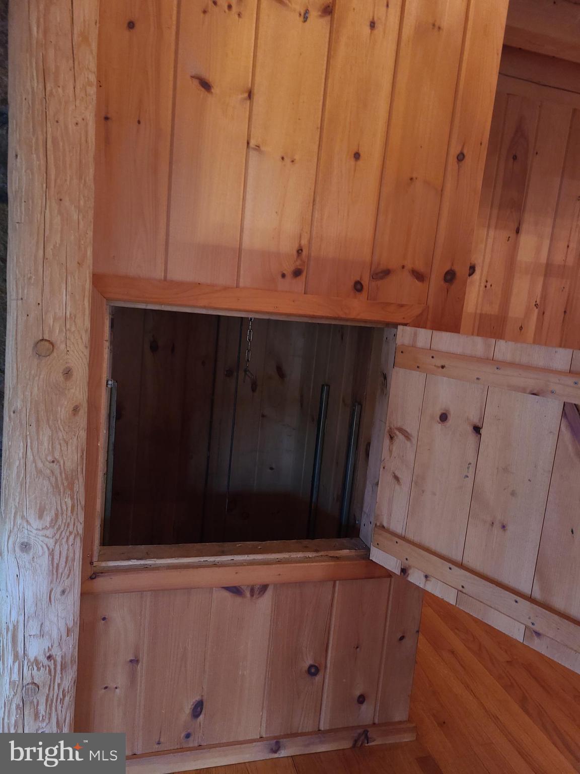 HIDDEN VALLEY - Residential