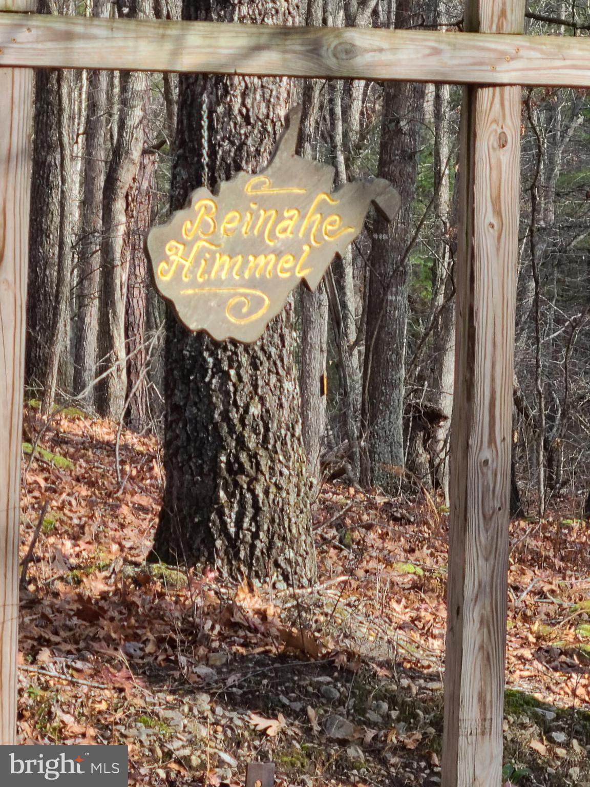 1537 HIDDEN VALLEY ROAD