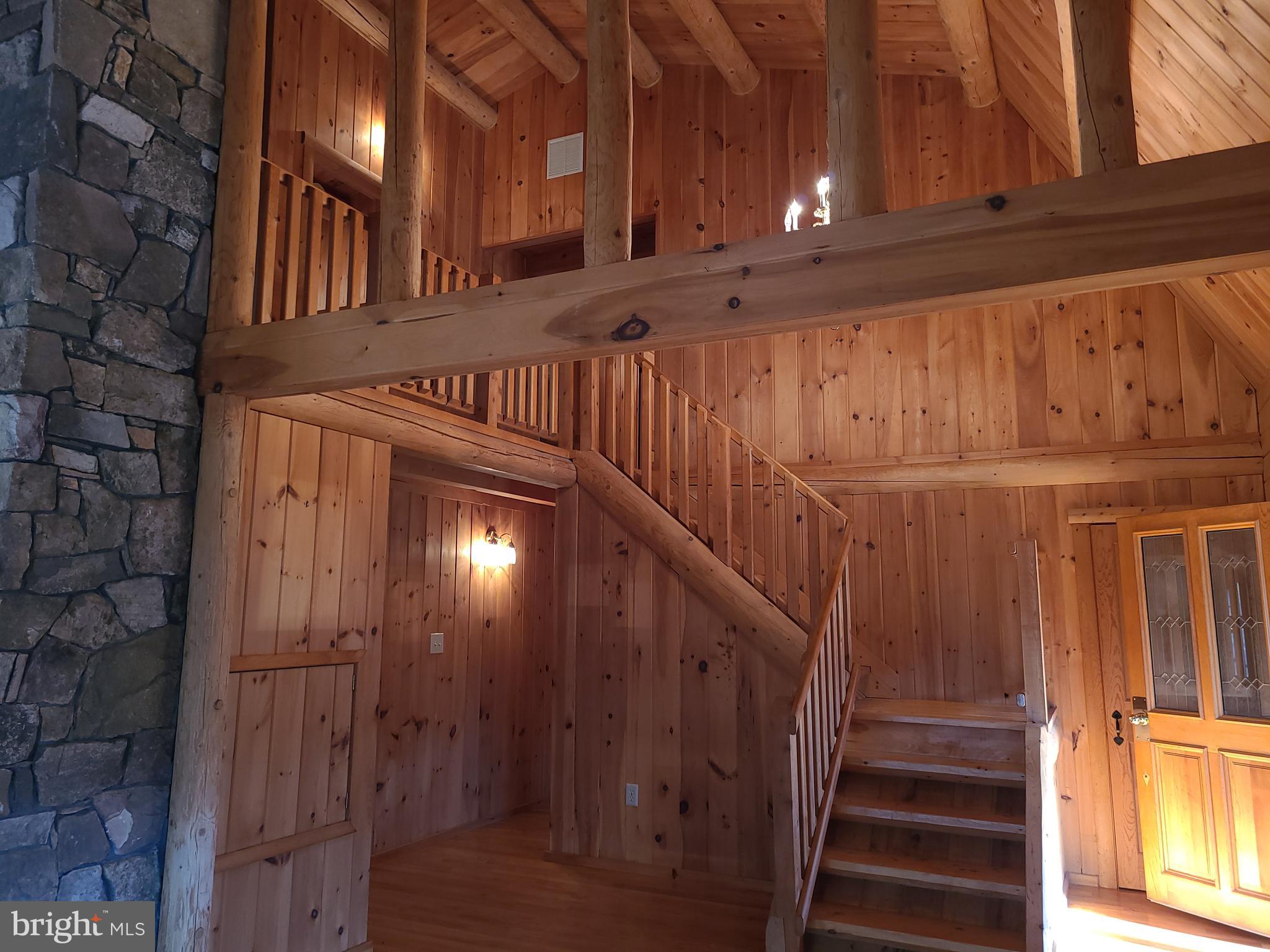 HIDDEN VALLEY - Residential