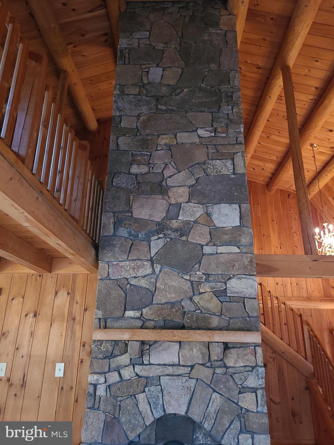 HIDDEN VALLEY - Residential