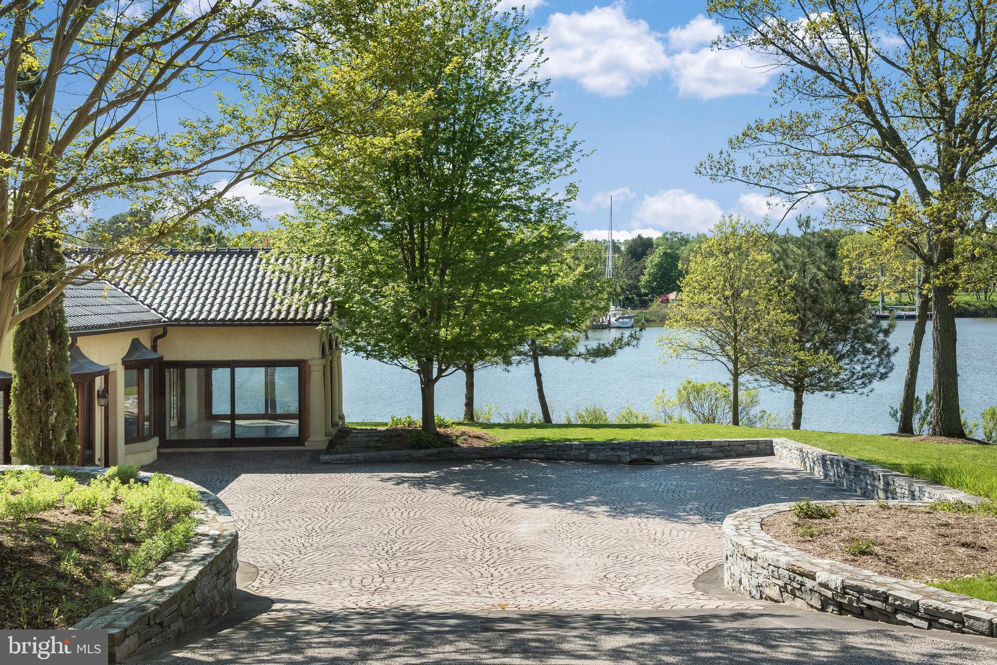 HARNESS CREEK - Residential