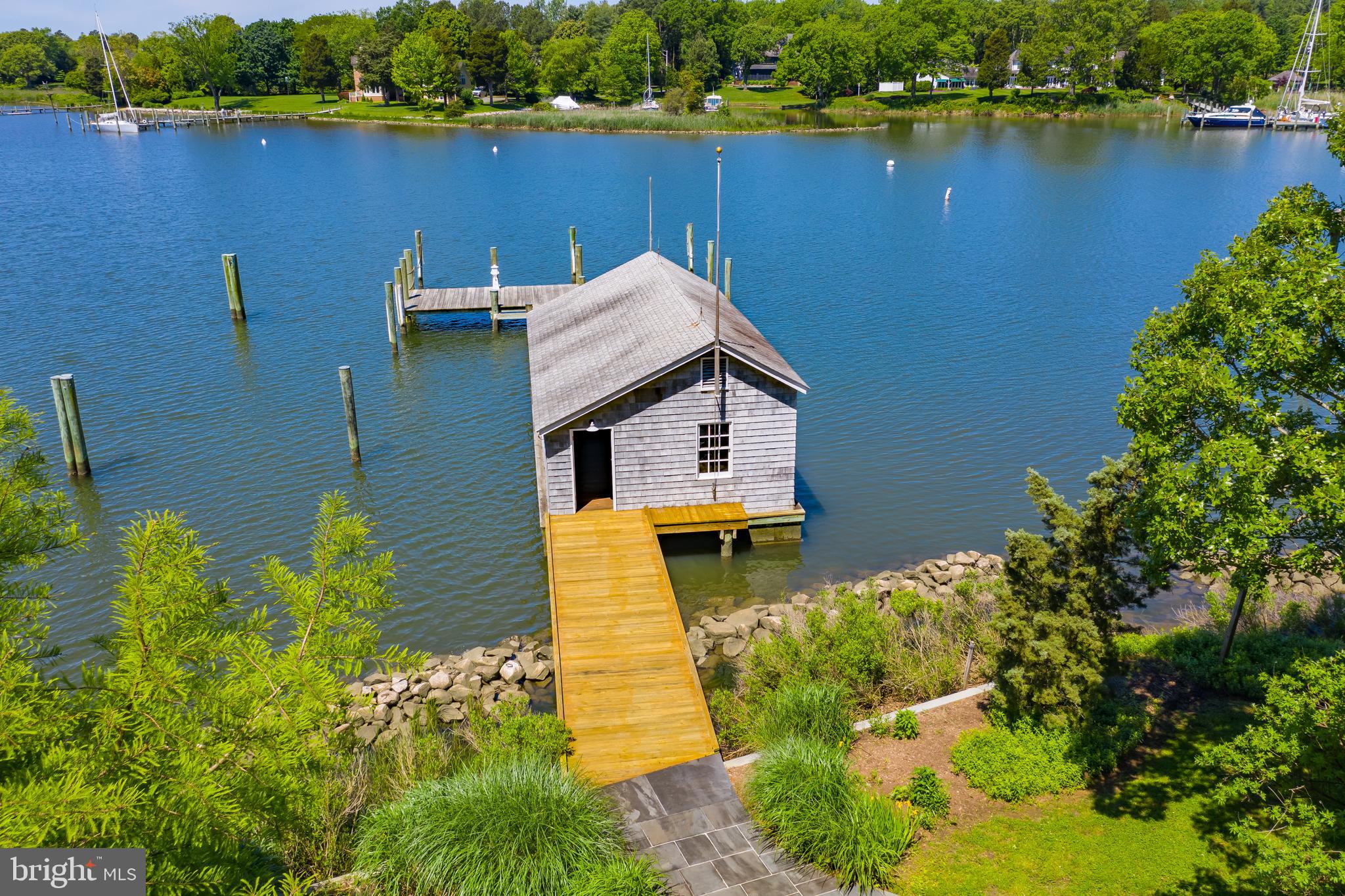 HARNESS CREEK - Residential