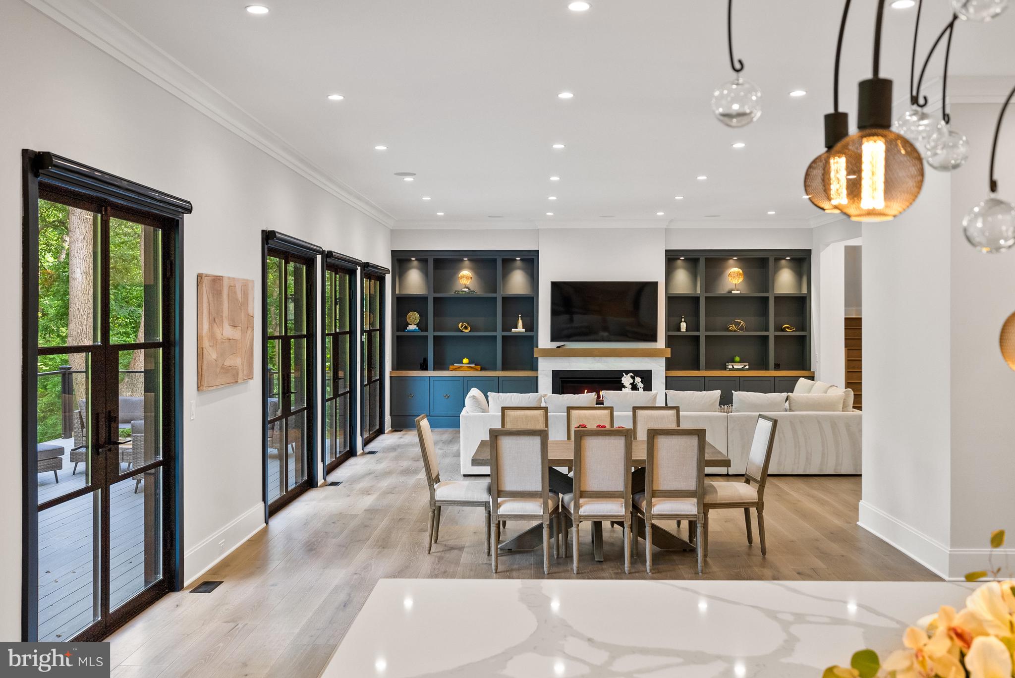 LANGLEY FOREST - Residential