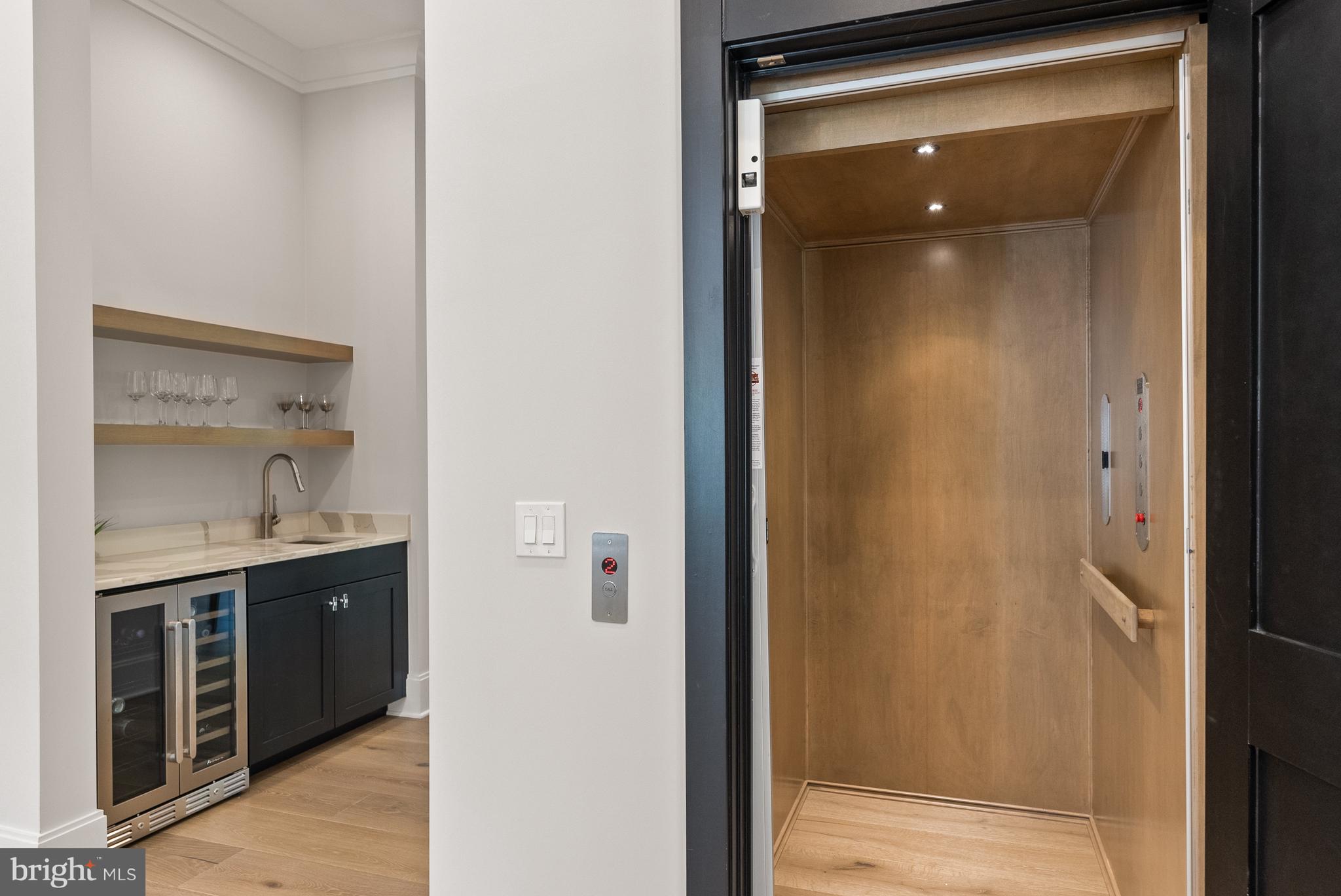 LANGLEY FOREST - Residential