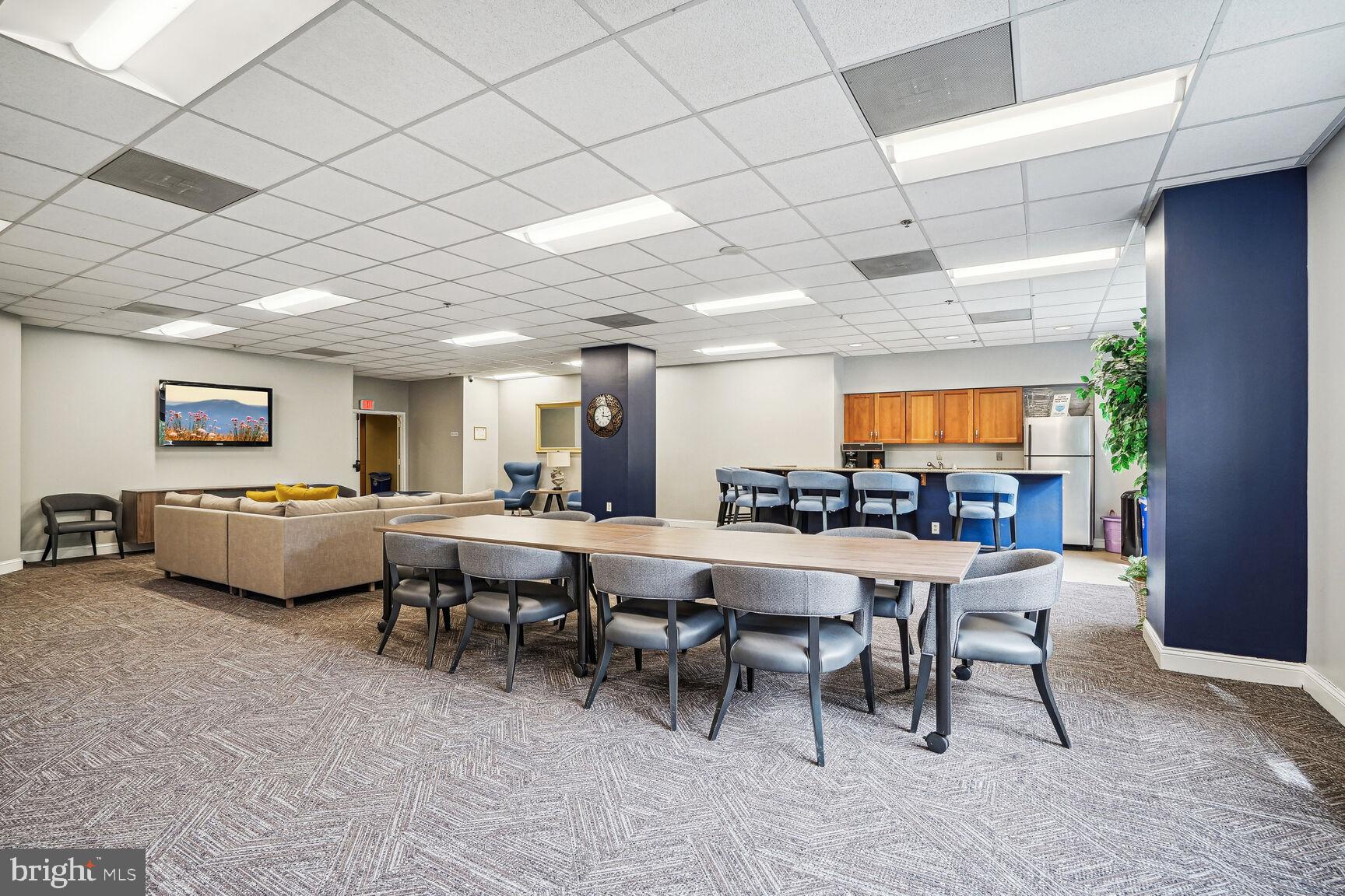 BELLA VISTA CONDOMINIUM - Residential