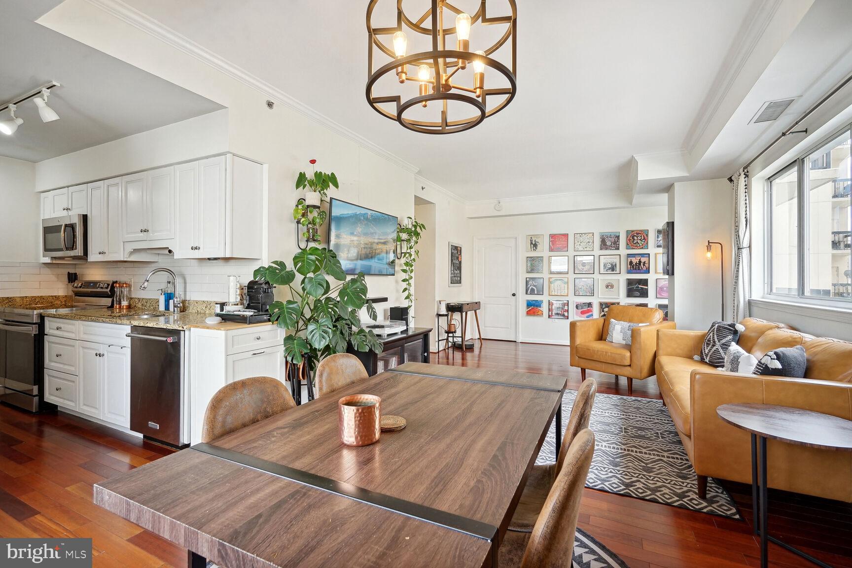 BELLA VISTA CONDOMINIUM - Residential