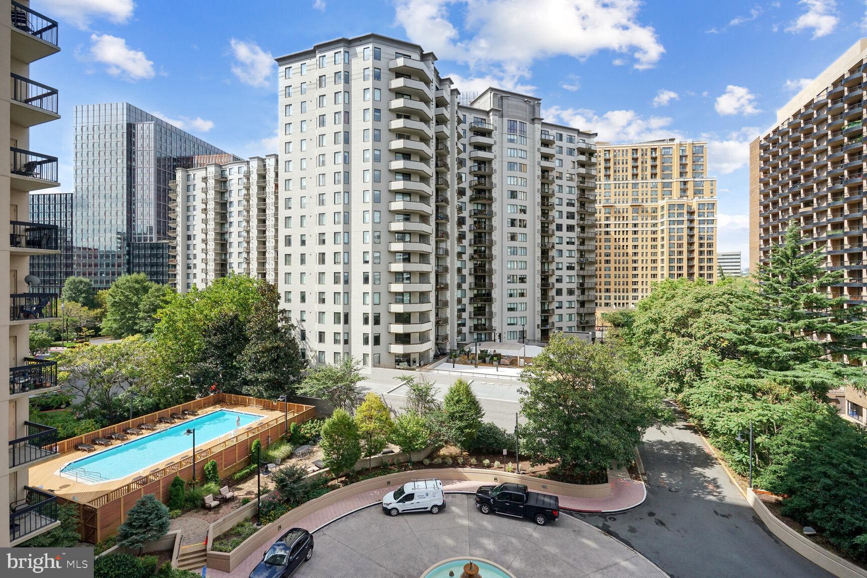 BELLA VISTA CONDOMINIUM - Residential