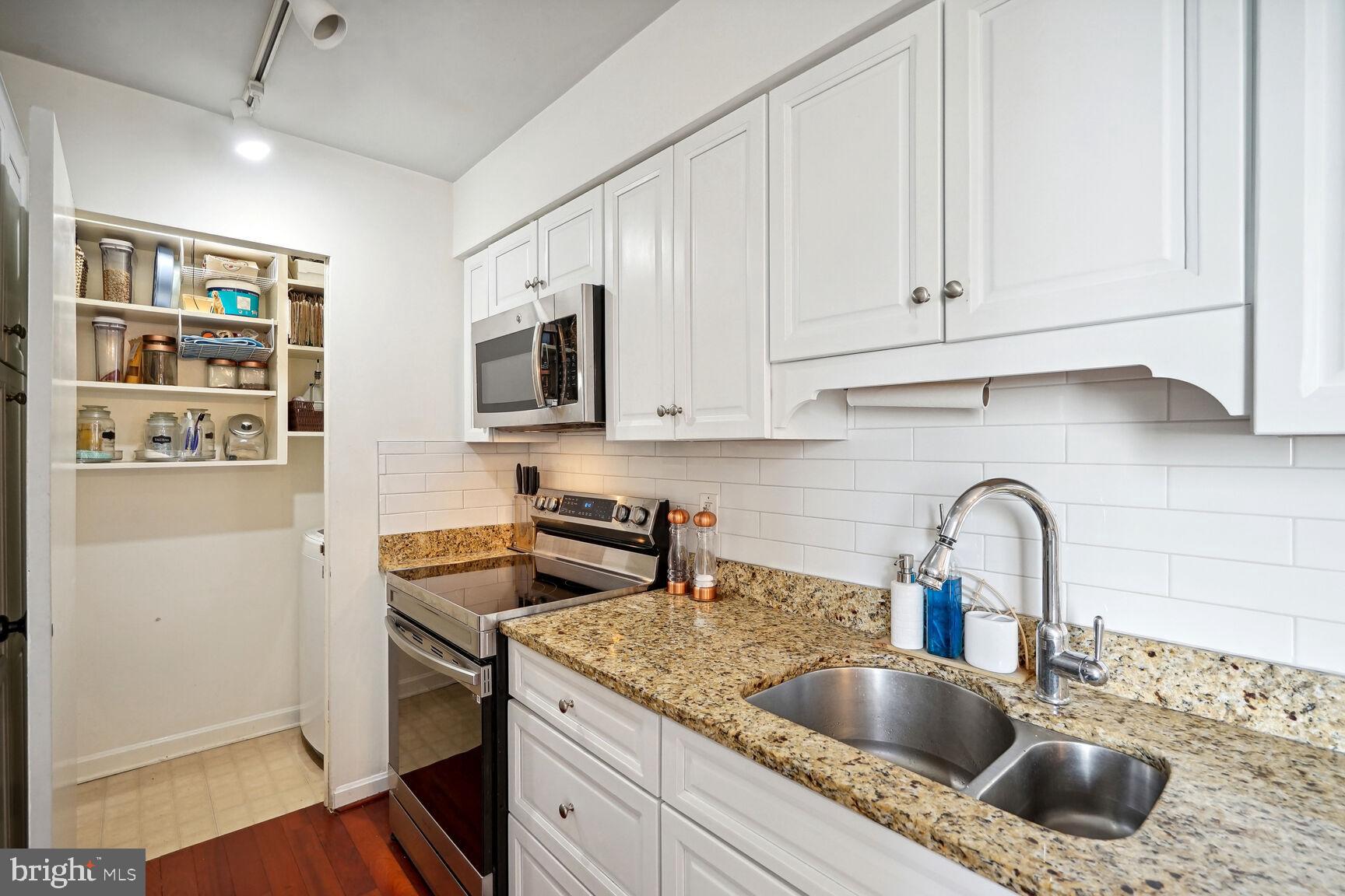 BELLA VISTA CONDOMINIUM - Residential