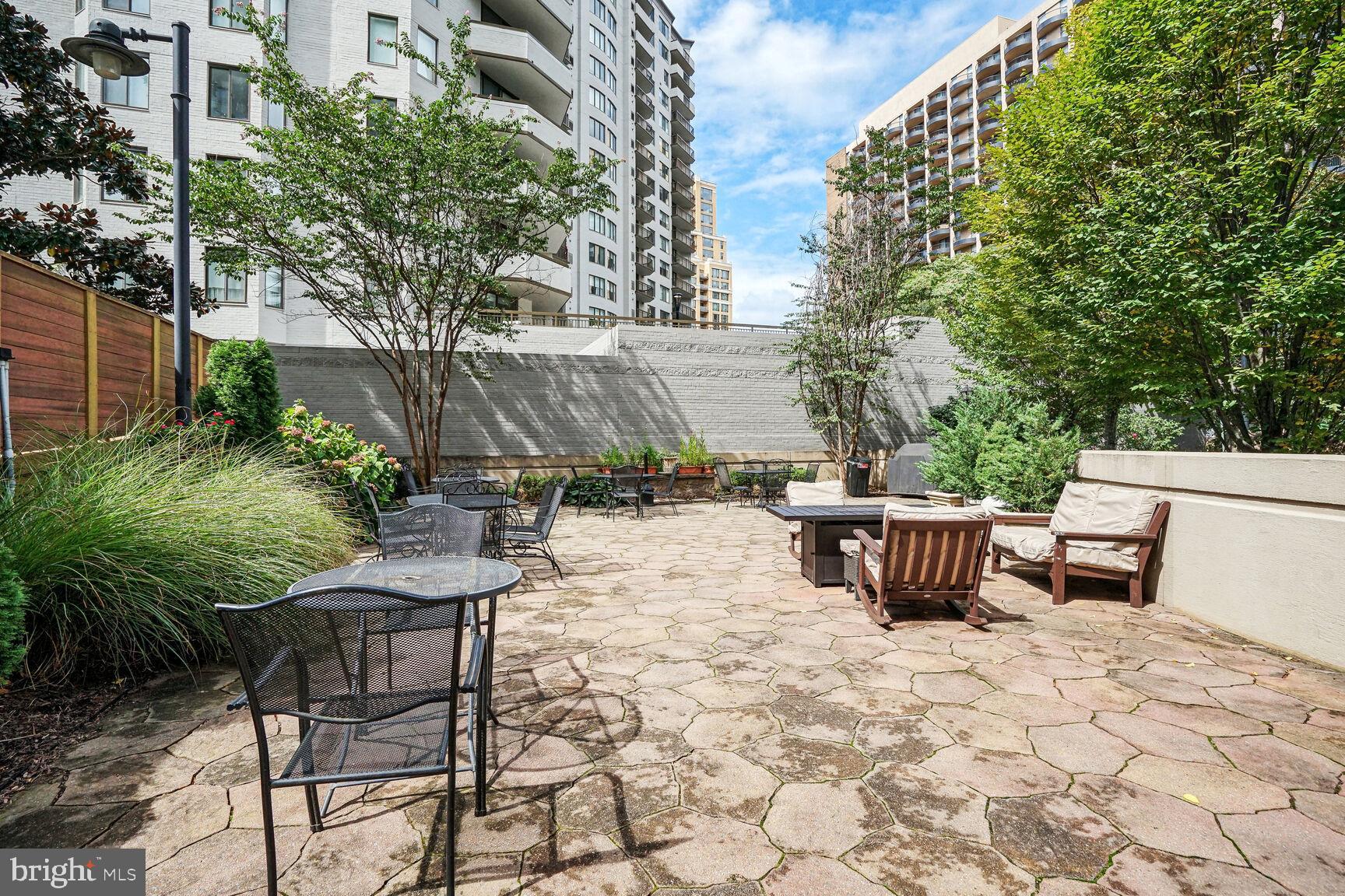 BELLA VISTA CONDOMINIUM - Residential