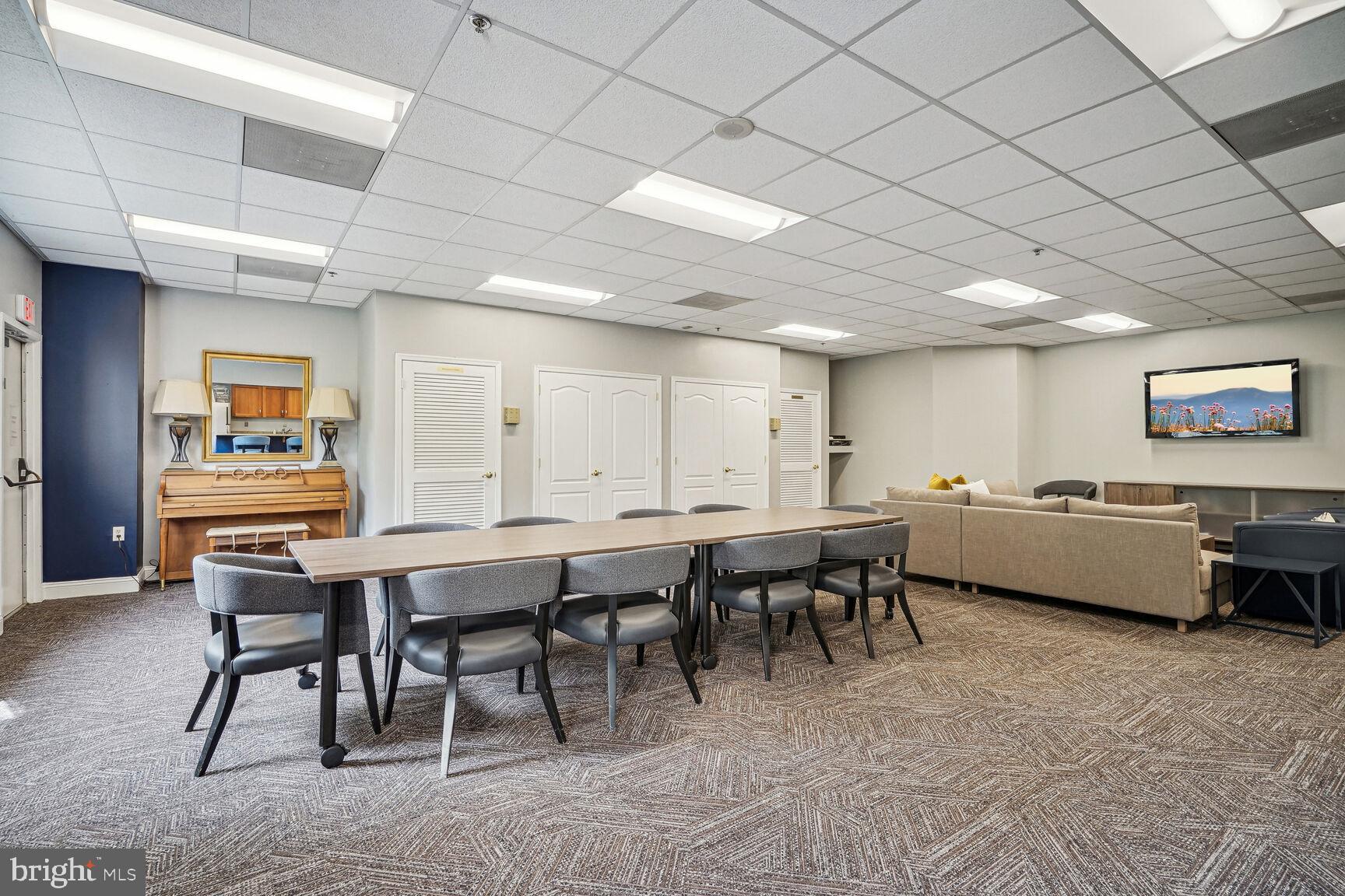 BELLA VISTA CONDOMINIUM - Residential