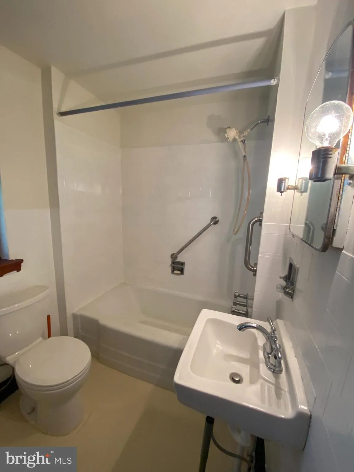 Conshohocken, Pennsylvania 19428, United States, 4 Bedrooms Bedrooms, ,2 BathroomsBathrooms,Residential,Active,137337