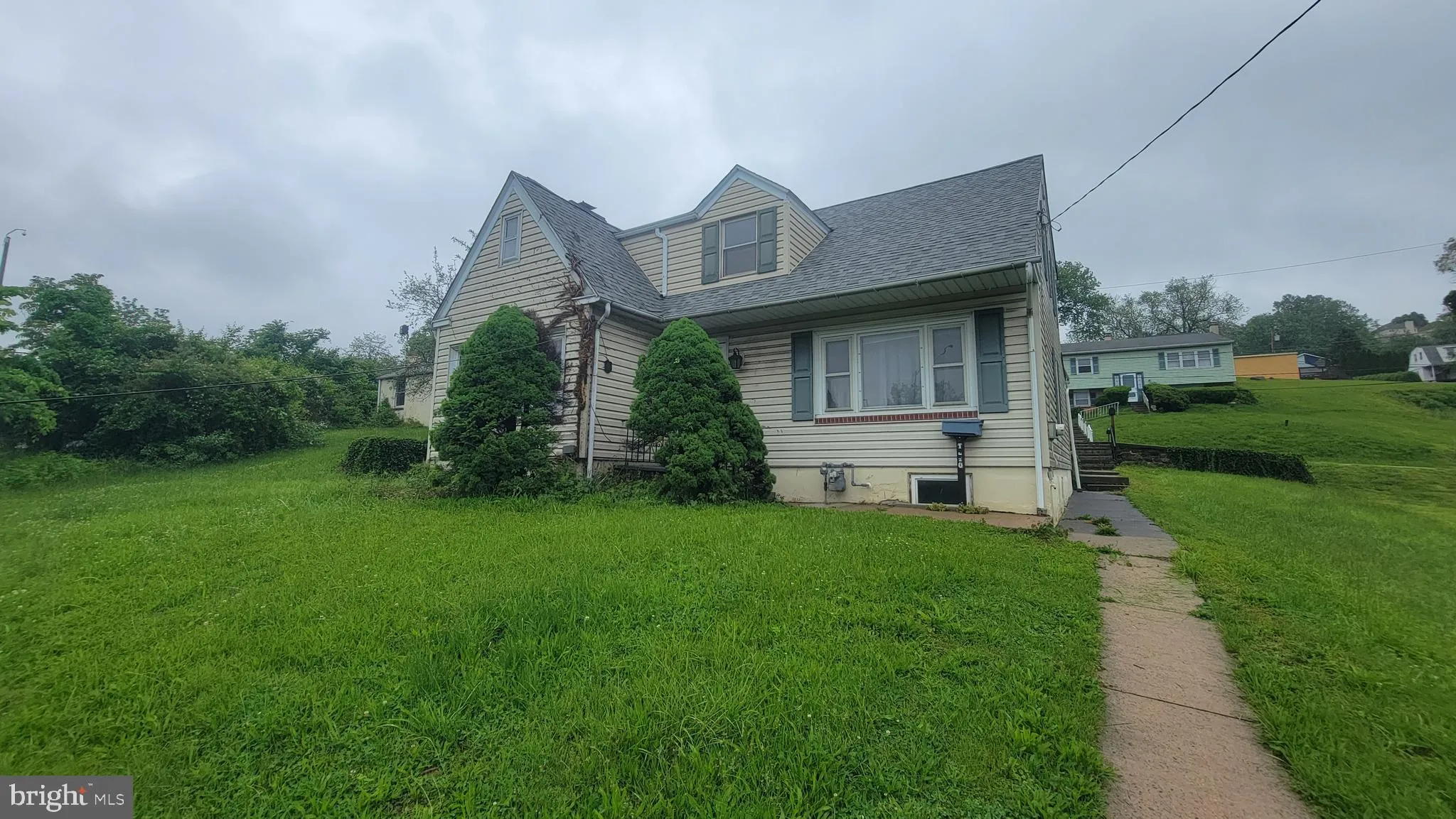 Conshohocken, Pennsylvania 19428, United States, 4 Bedrooms Bedrooms, ,2 BathroomsBathrooms,Residential,Active,137337