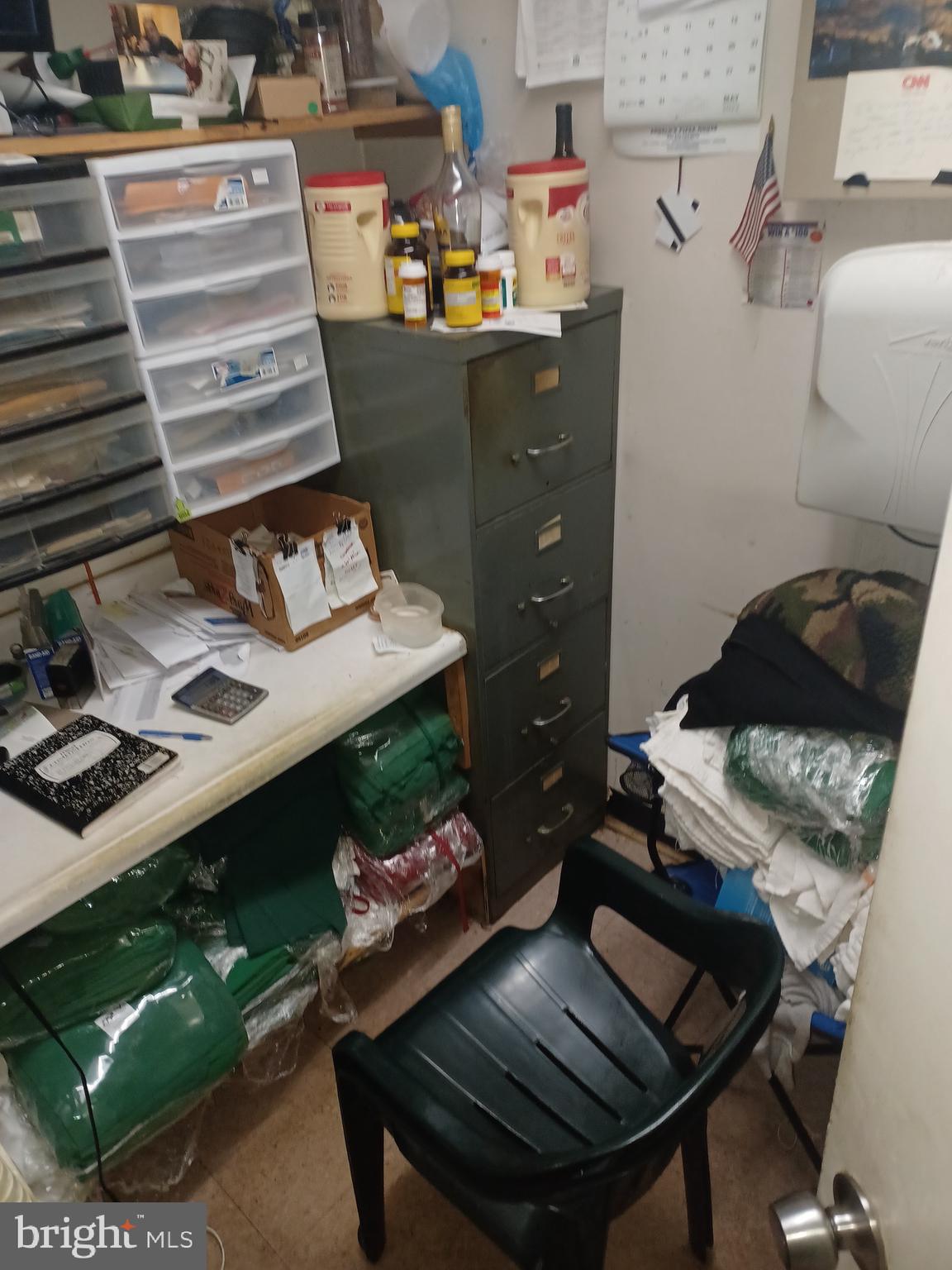 JUNIATA - Commercial Sale