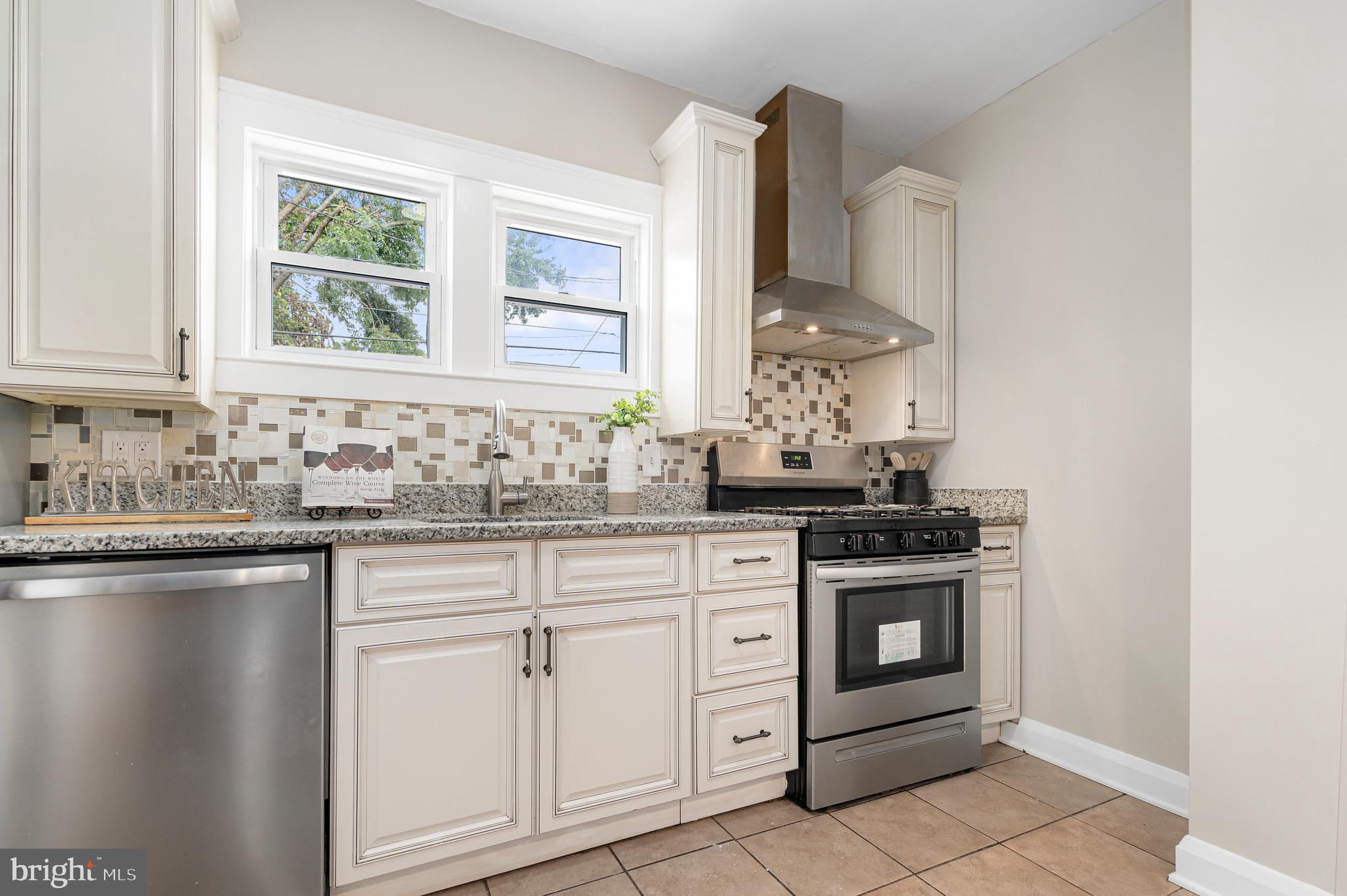 PARKVILLE - Residential