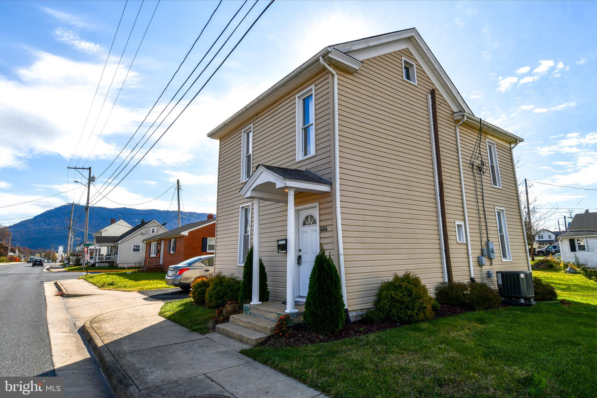 STRASBURG - Residential