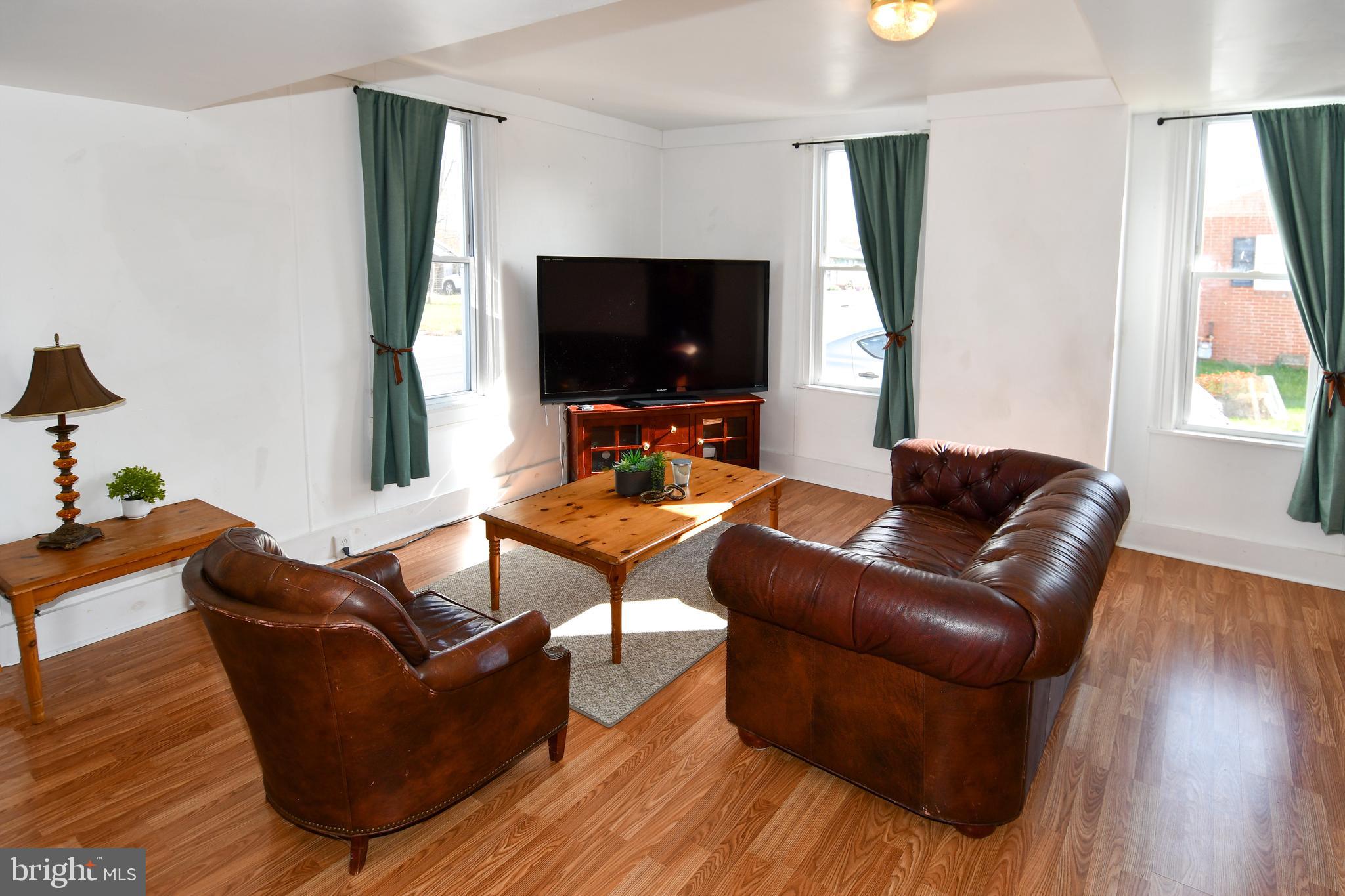 STRASBURG - Residential