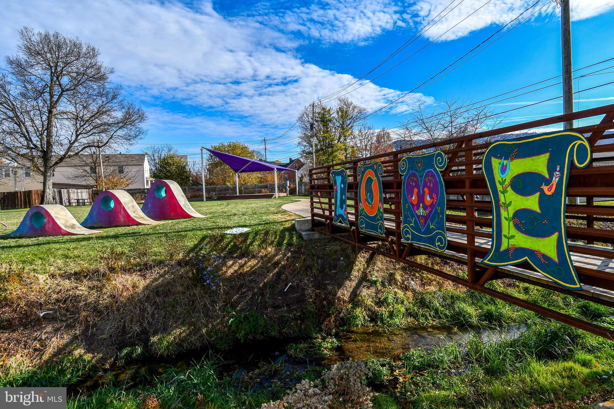 STRASBURG - Residential