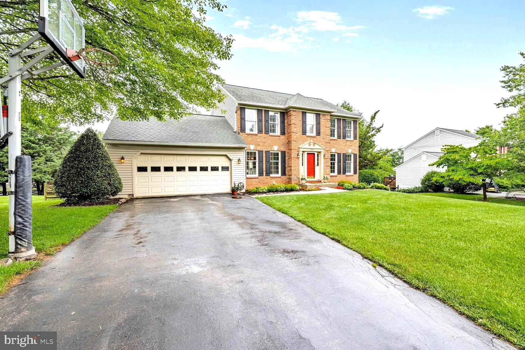 1003 MEADOWGREEN