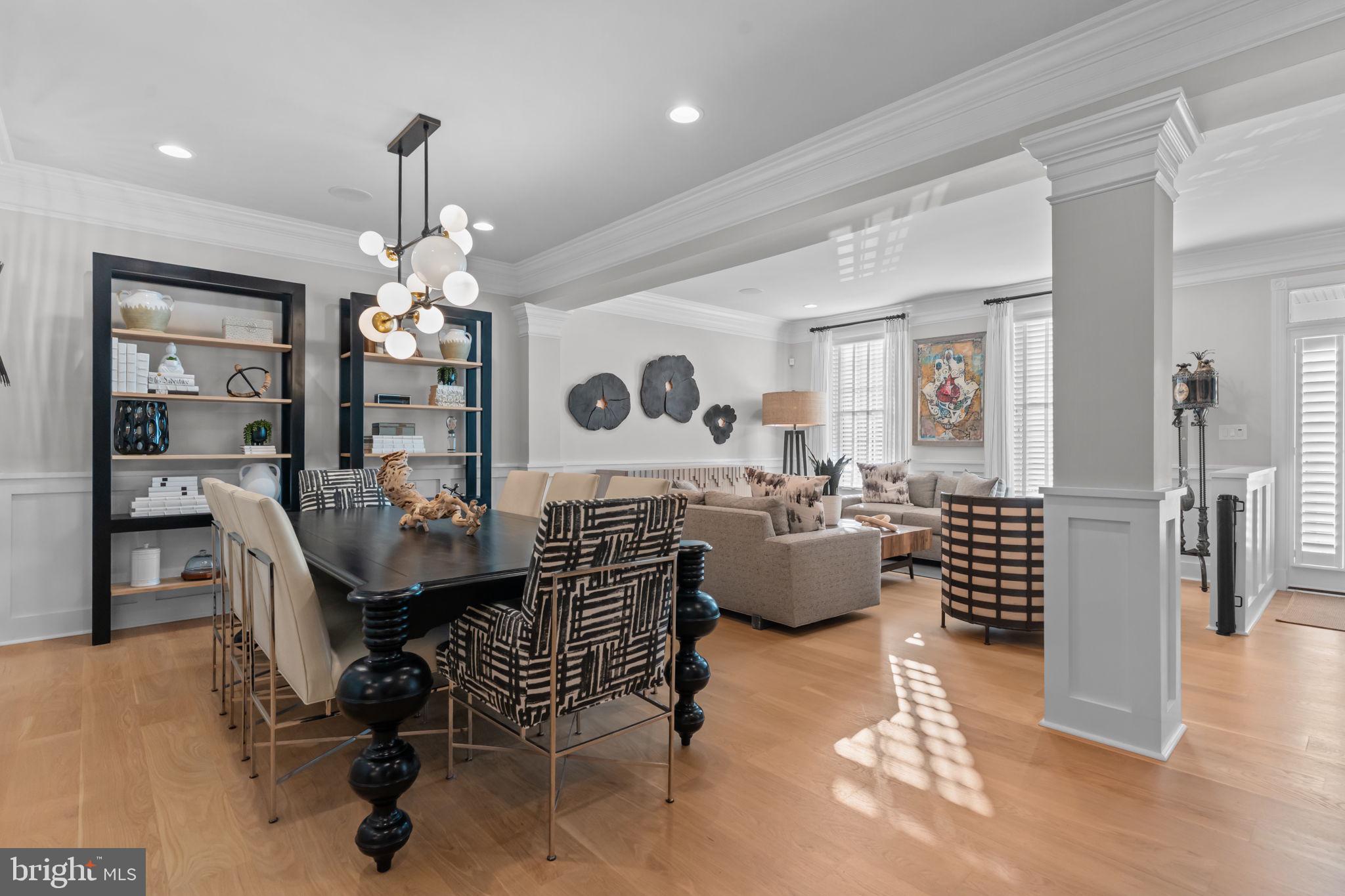 NEWTOWN WALK - Residential