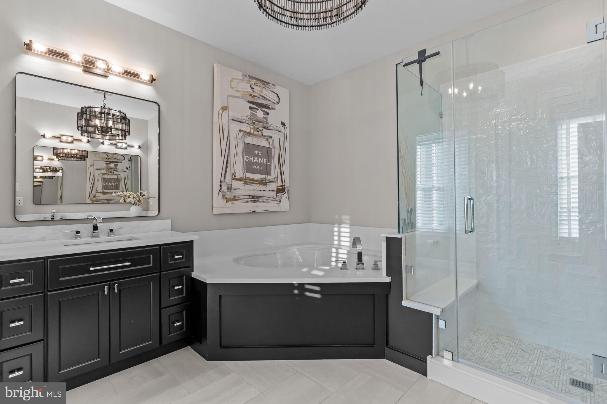 NEWTOWN WALK - Residential