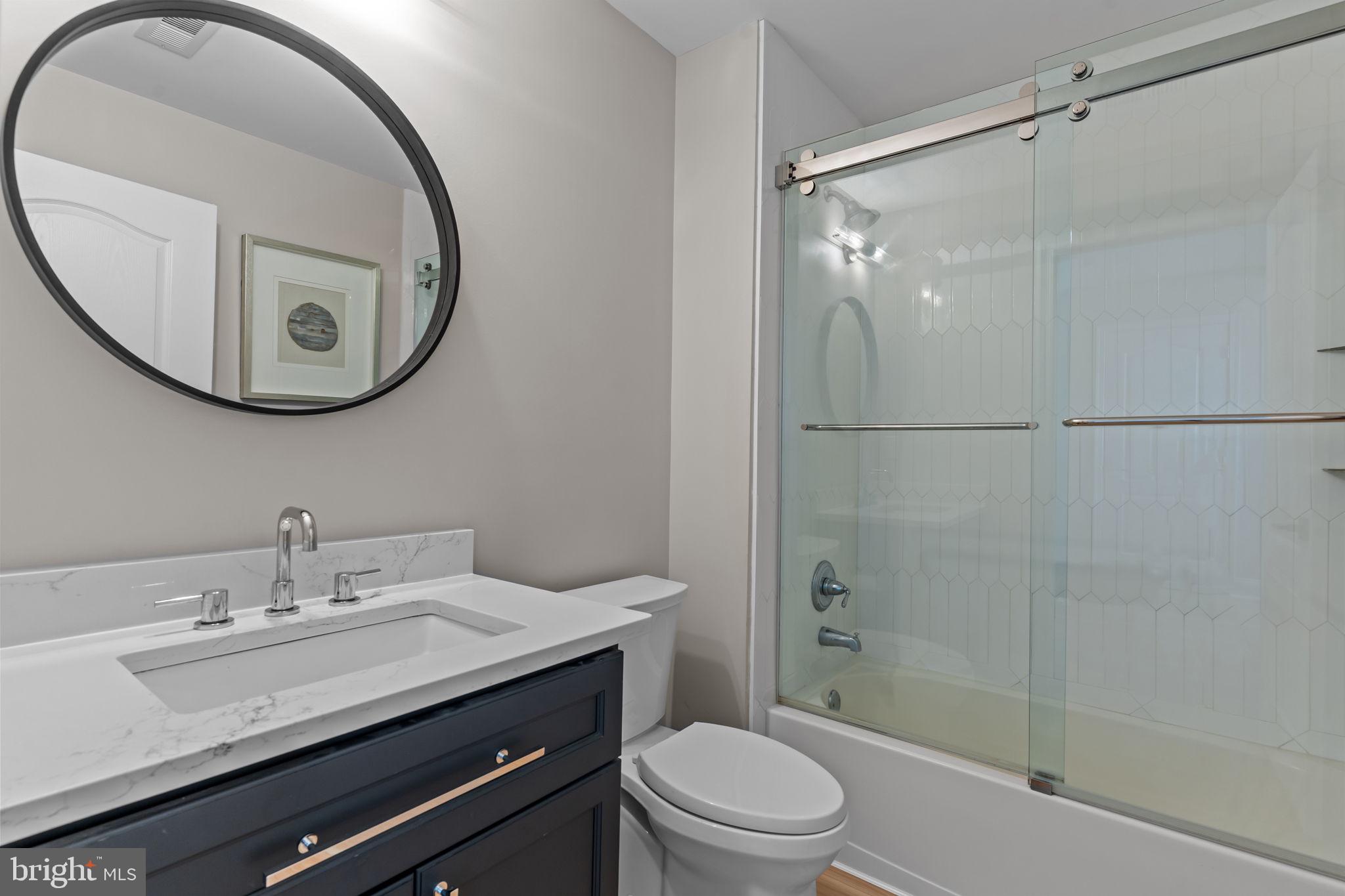 NEWTOWN WALK - Residential